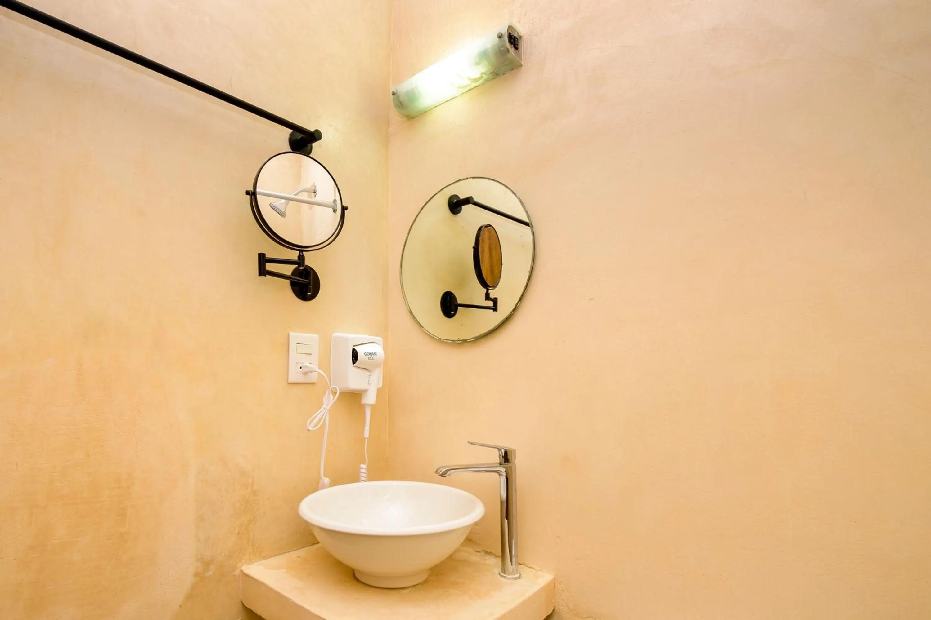 Bathroom in Hotel Paso del Mar Playa del Carmen