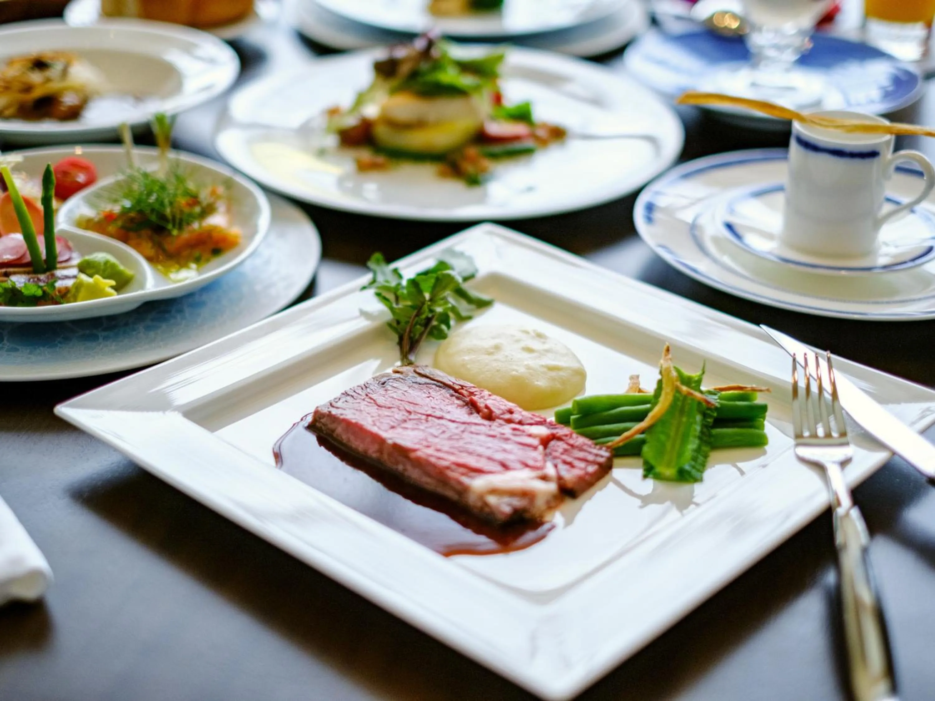 Restaurant/places to eat in Miyakojima Kurima Resort Seawood Hotel