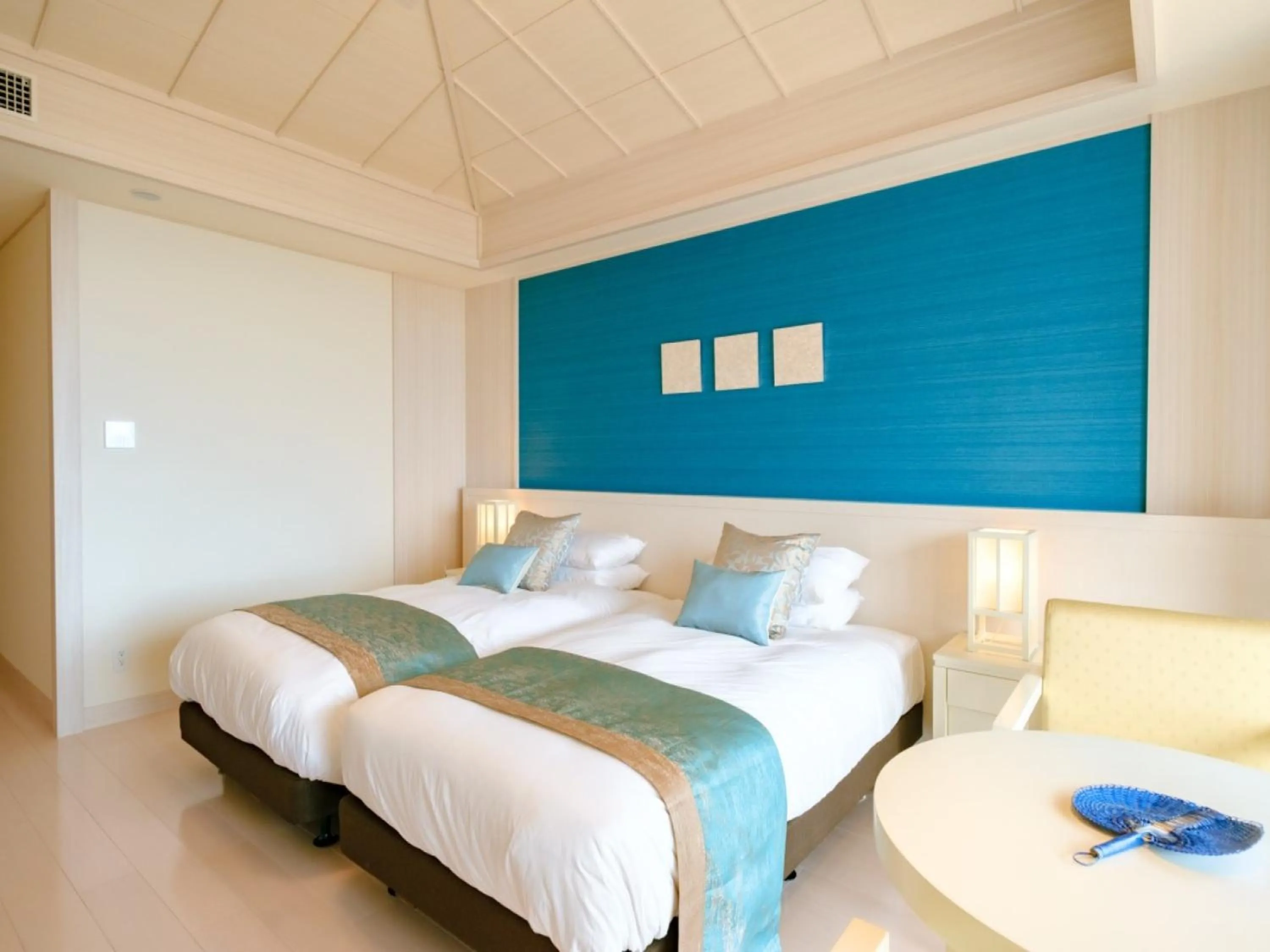 Bed in Miyakojima Kurima Resort Seawood Hotel