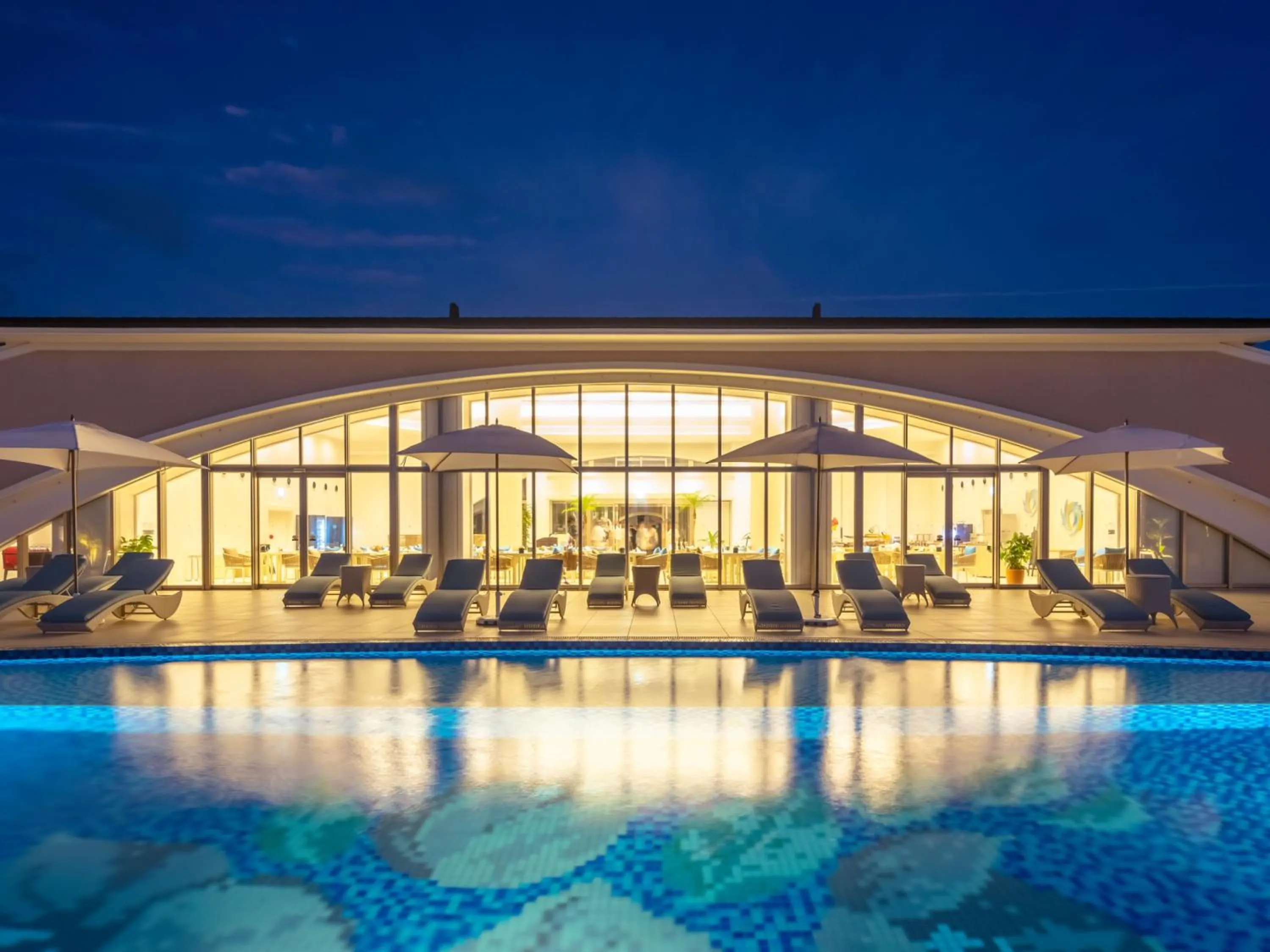 Restaurant/places to eat in Miyakojima Kurima Resort Seawood Hotel