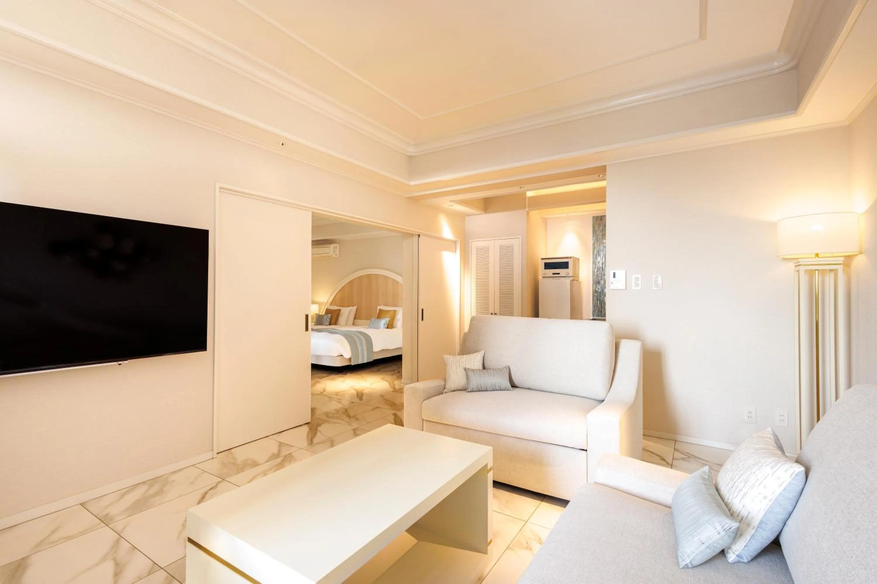 TV and multimedia in Miyakojima Kurima Resort Seawood Hotel