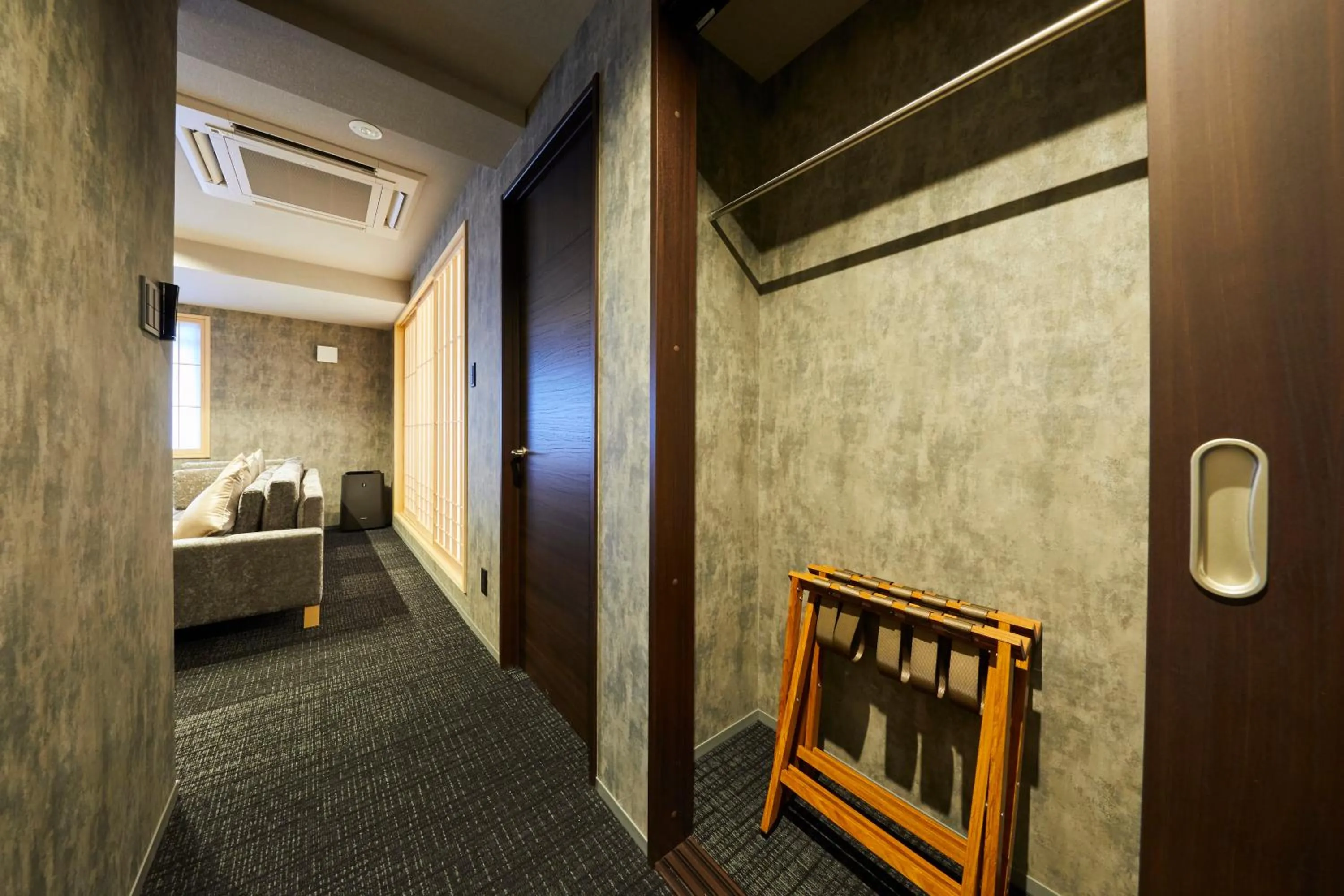 Photo of the whole room, Bed in Rinn Shijo Nishinotoin