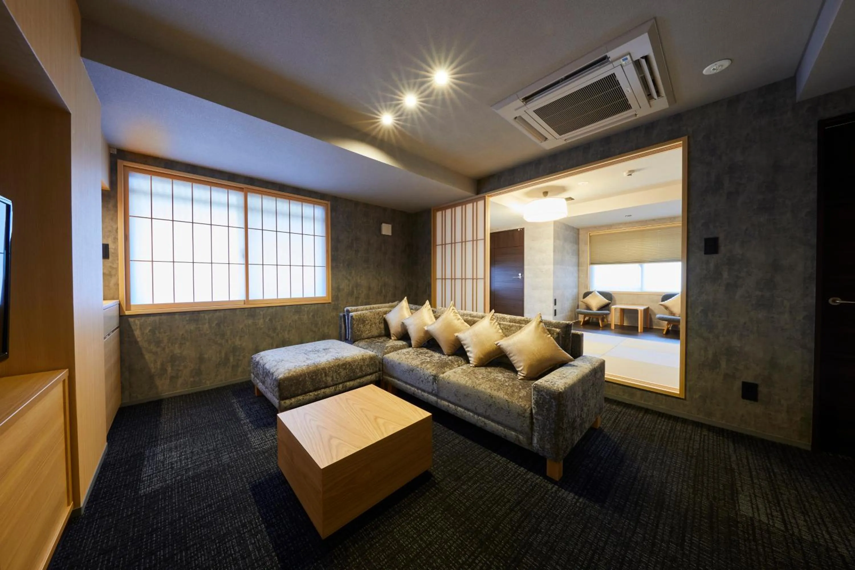 Photo of the whole room in Rinn Shijo Nishinotoin