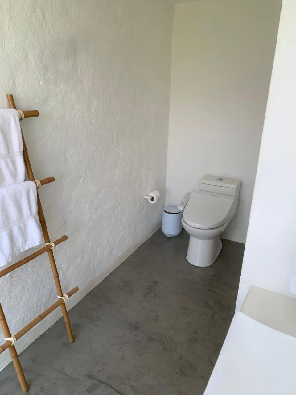 Toilet in Rancho Eden
