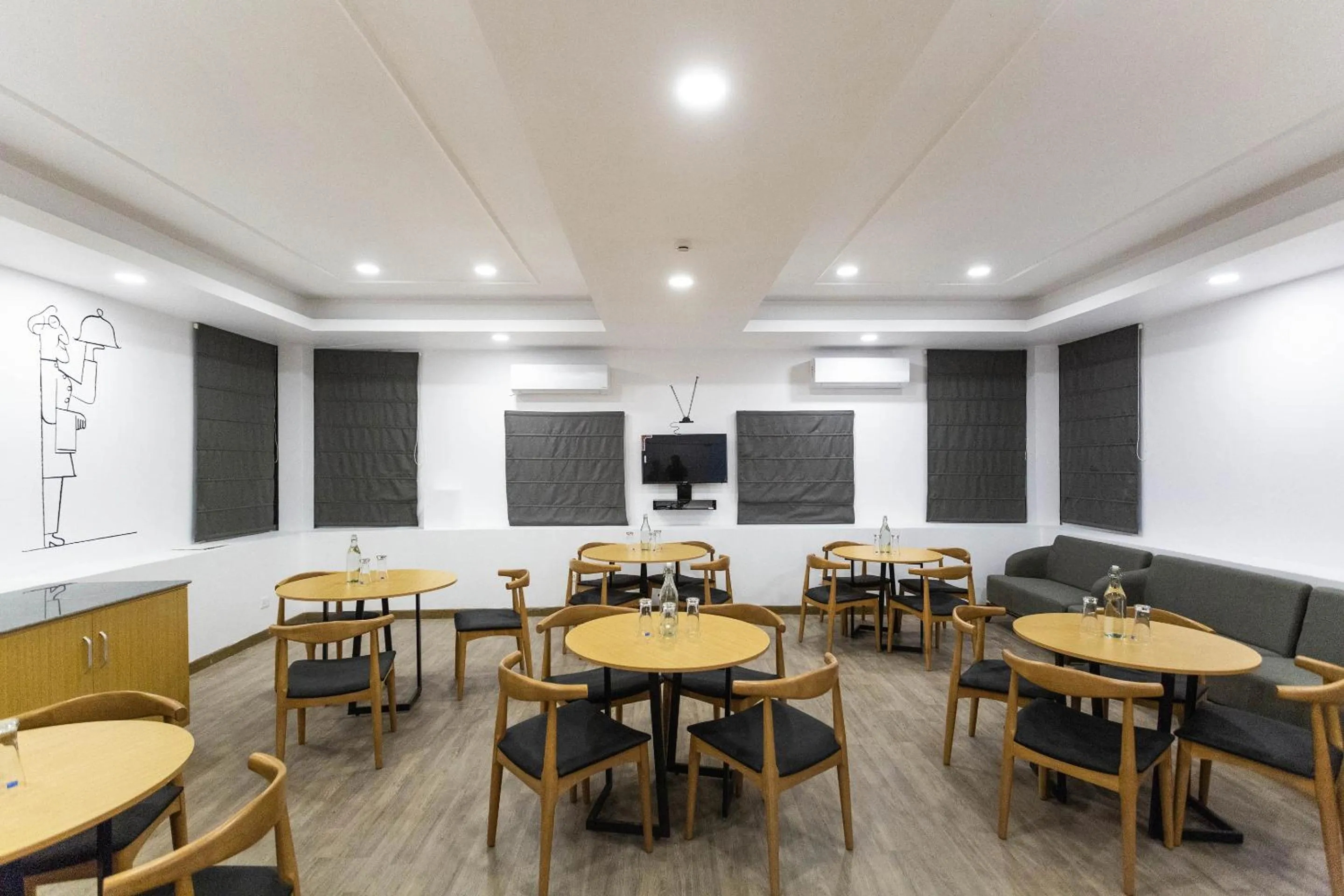 Banquet/Function facilities in Super Townhouse Habitat New Town Rooms & Party Spaces