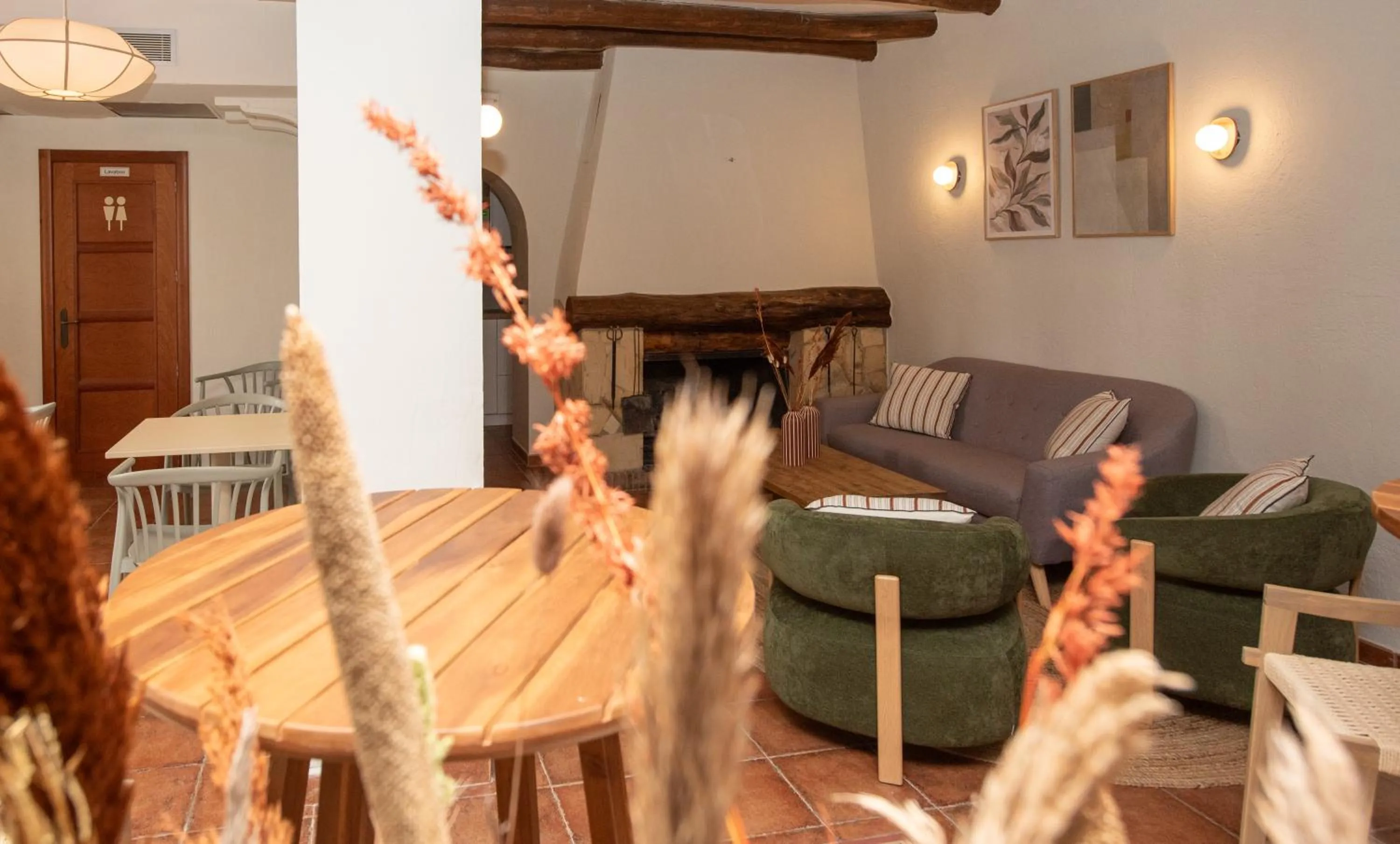 Seating area in Hotel Caseta Nova