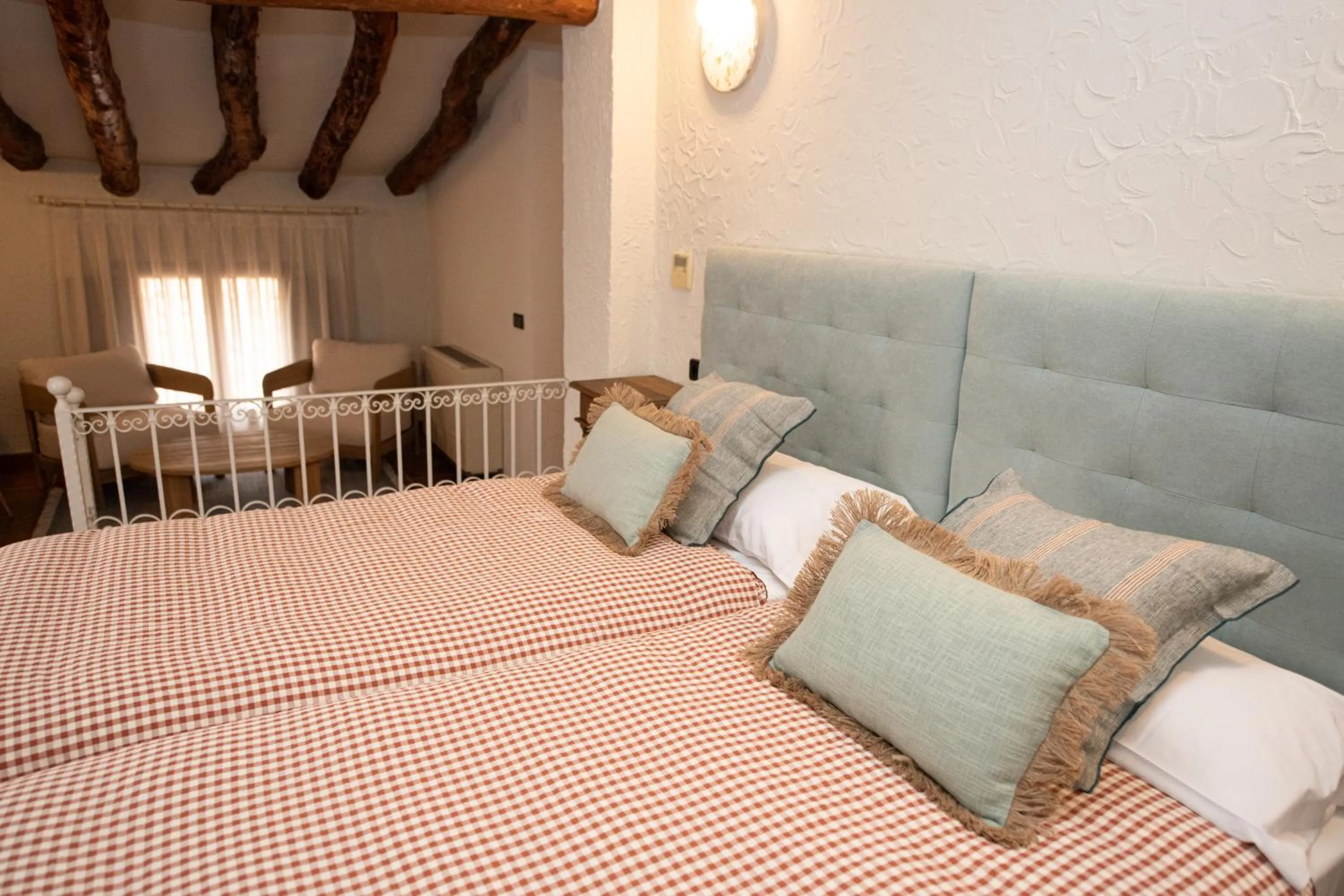 Photo of the whole room, Bed in Hotel Caseta Nova