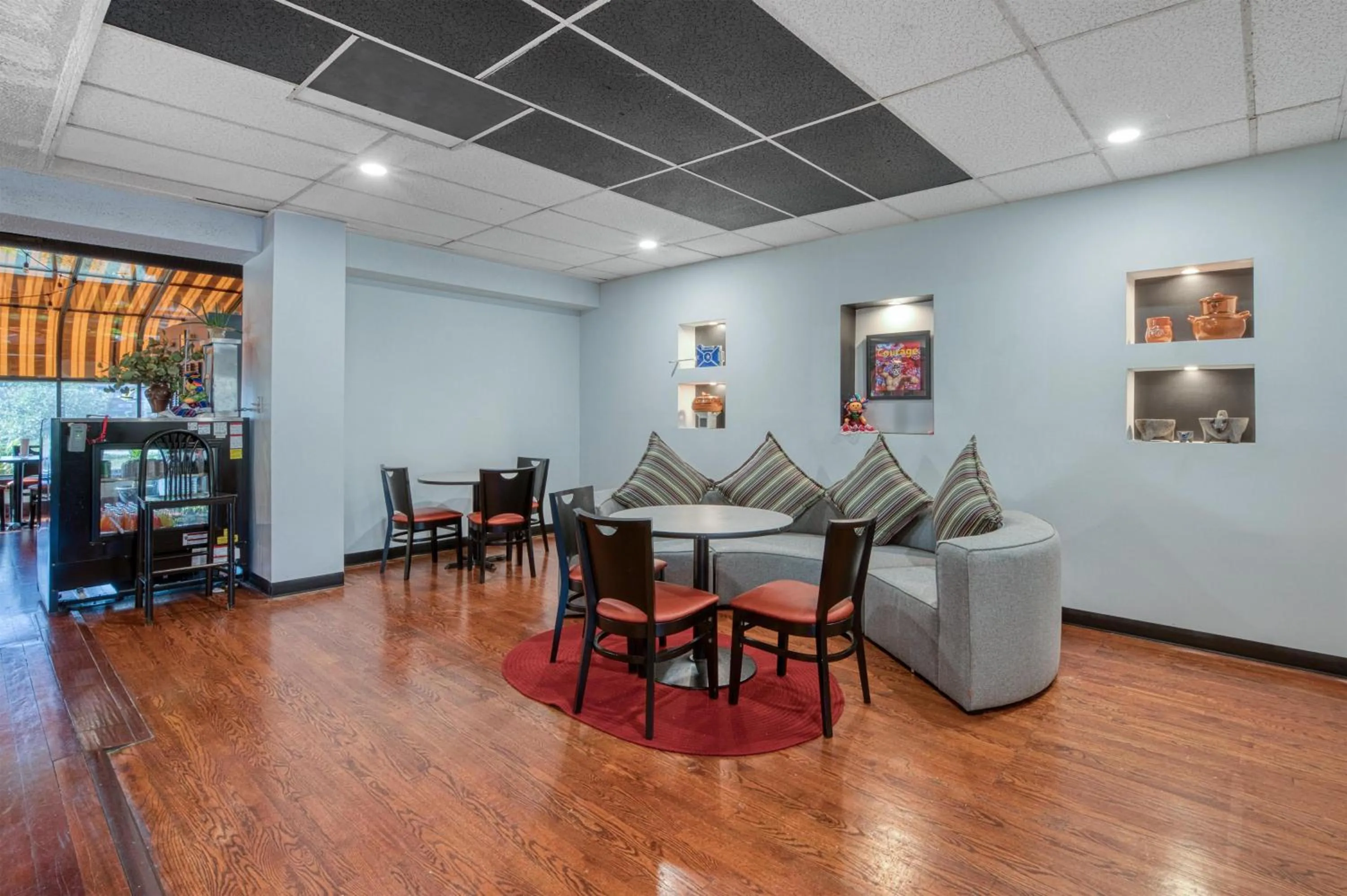 Restaurant/places to eat in Best Western Battlefield Inn