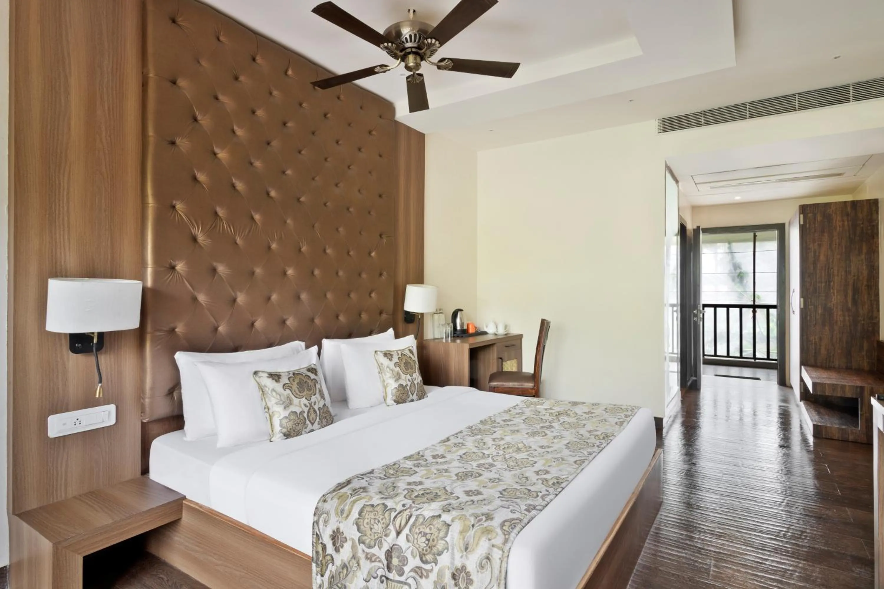 Bedroom, Bed in Riva Beach Resort