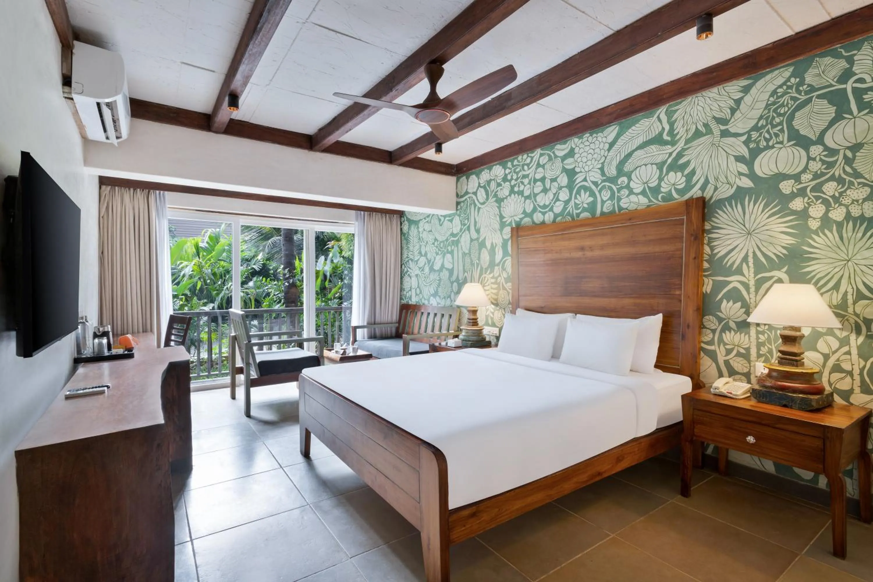 Bedroom, Bed in Riva Beach Resort