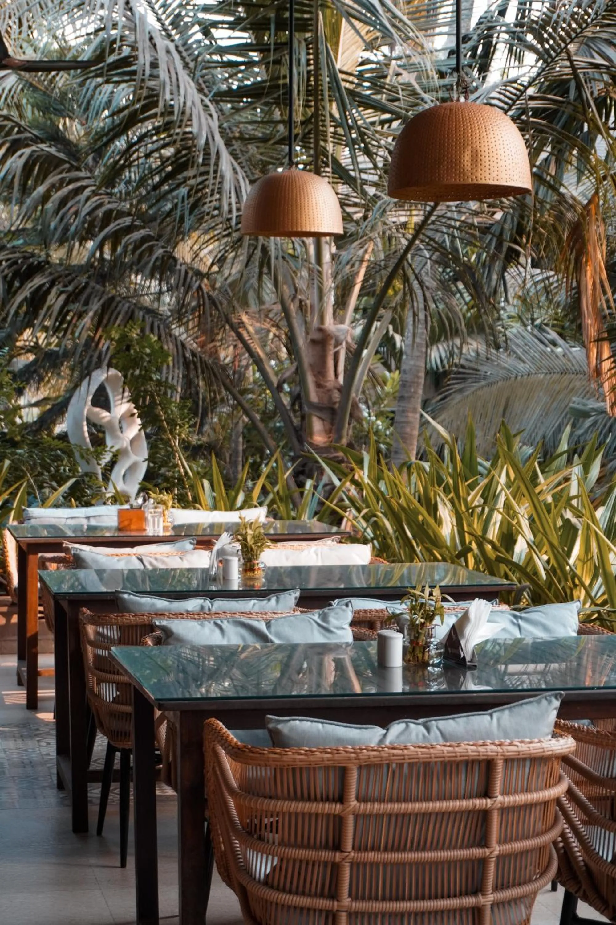 Restaurant/places to eat in Riva Beach Resort