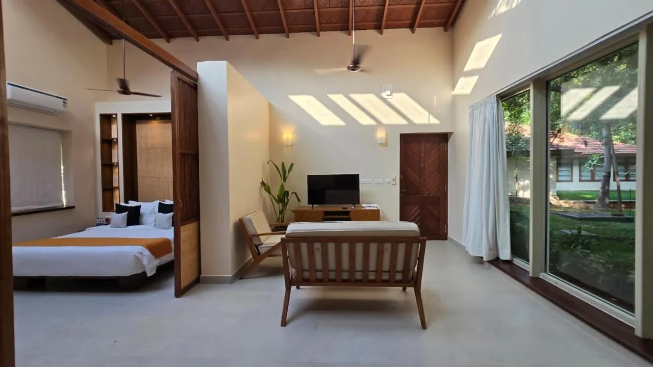 Living room, Bed in Heritage Madurai