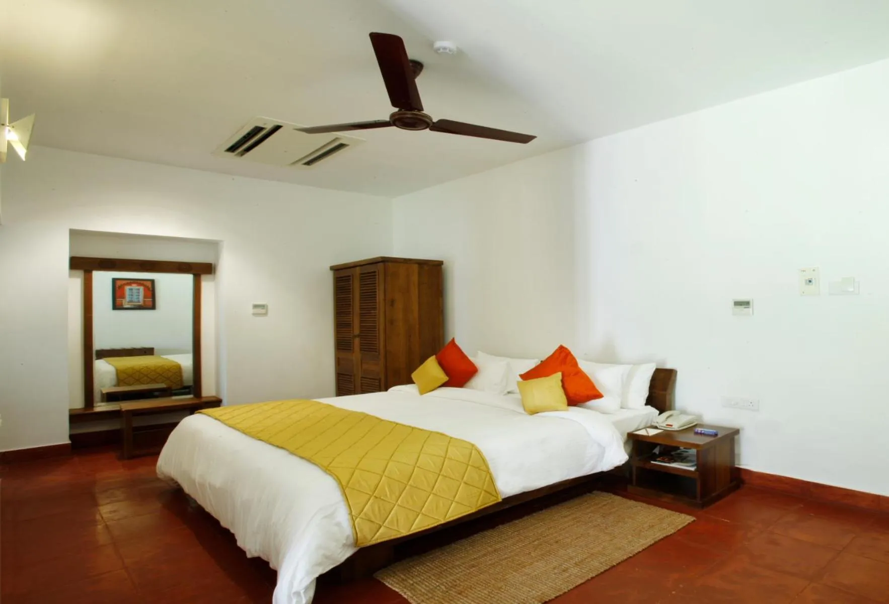 Seating area, Bed in Heritage Madurai