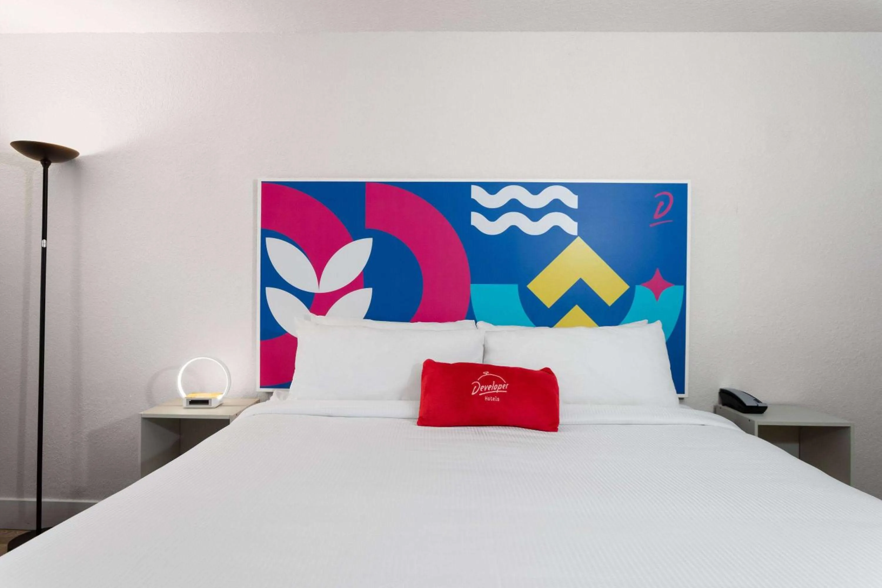 Photo of the whole room, Bed in Howard Johnson by Wyndham Orlando Lake Buena Vista South