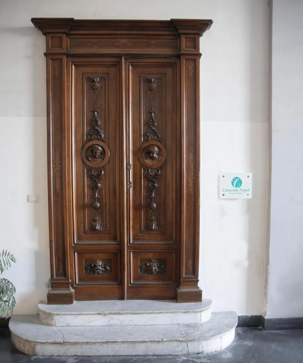 Property building in Caracciolo Napoli BeB