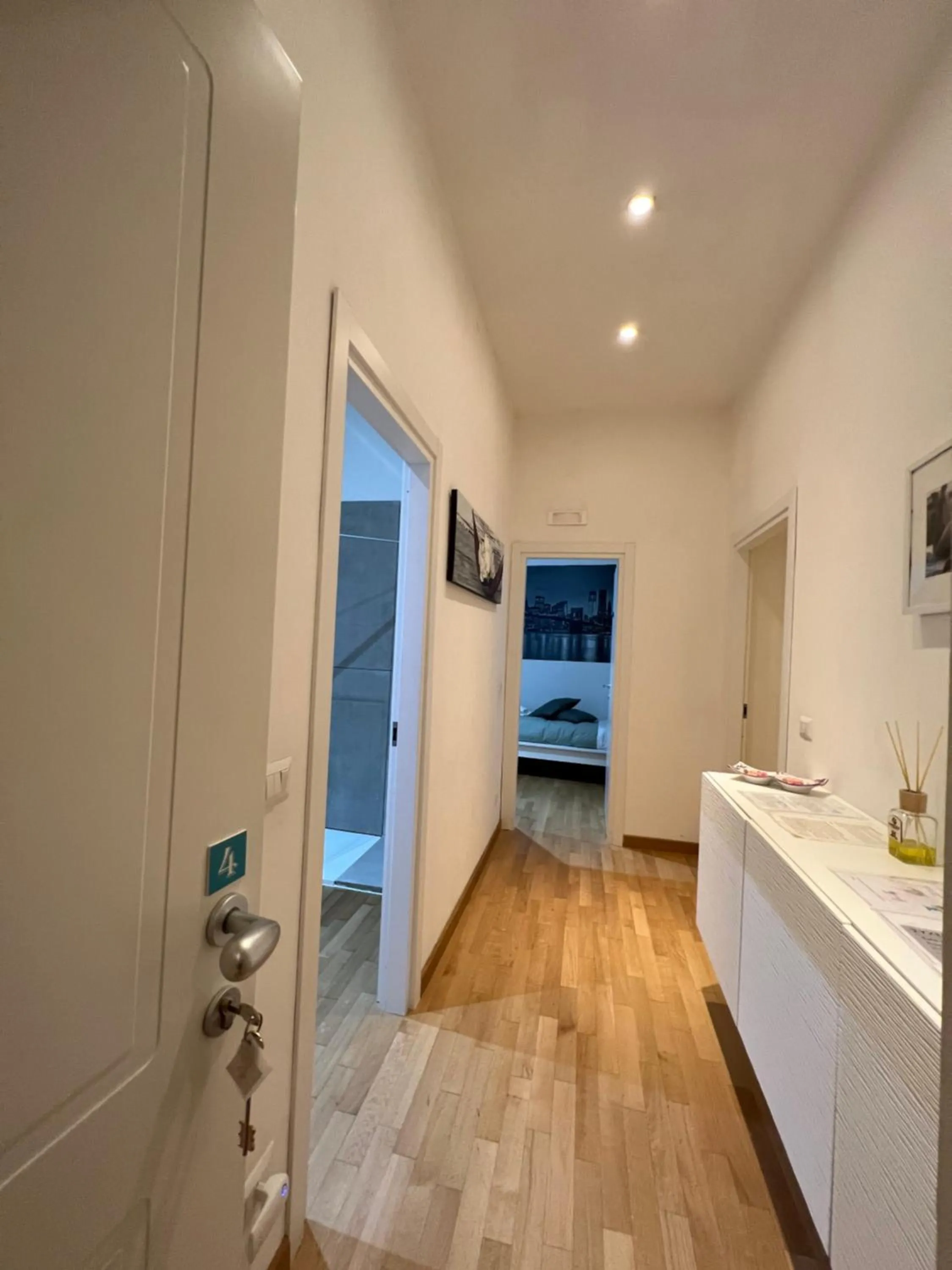 Facade/entrance in Caracciolo Napoli BeB