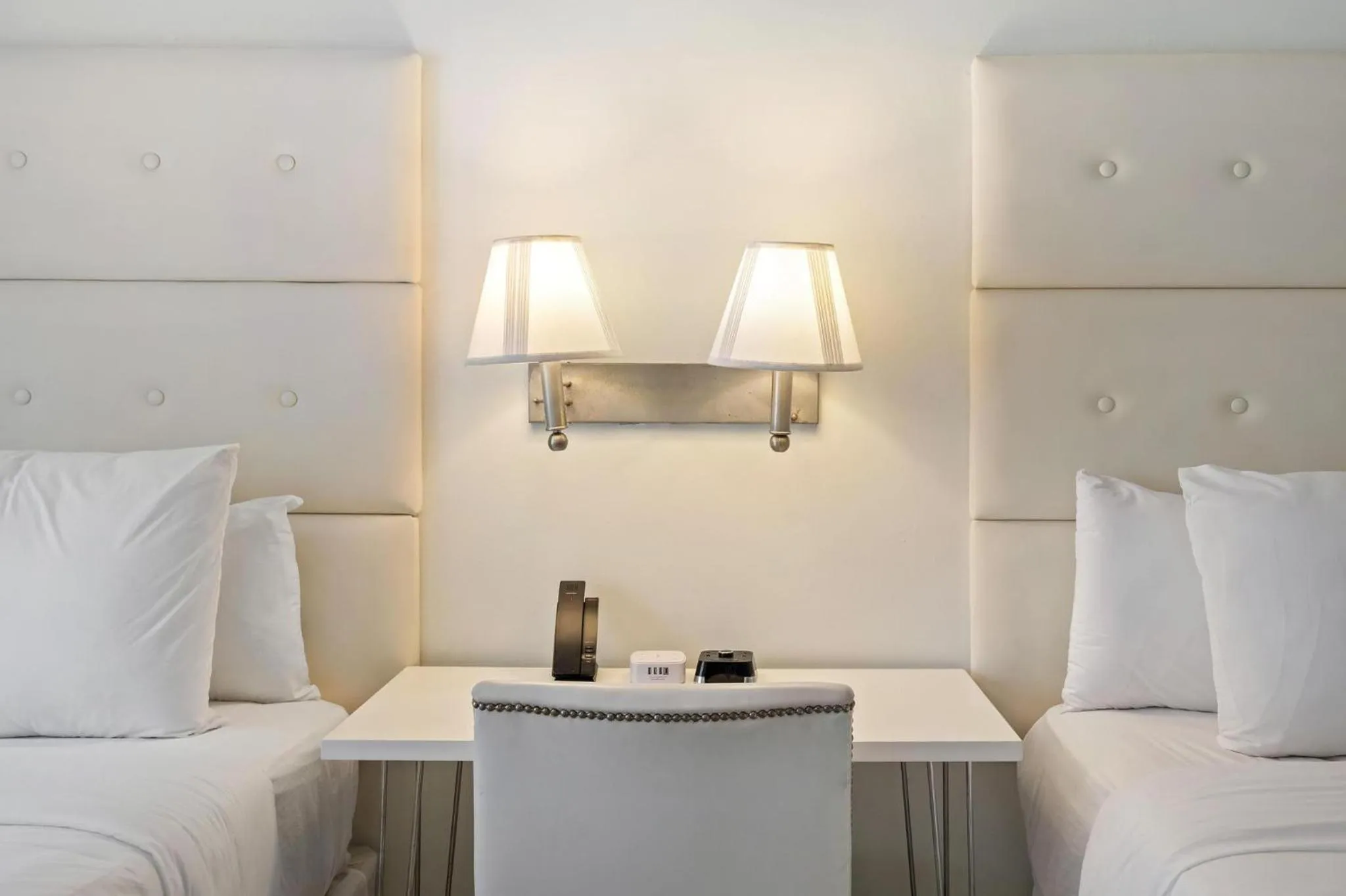 Bed in Beacon South Beach Hotel