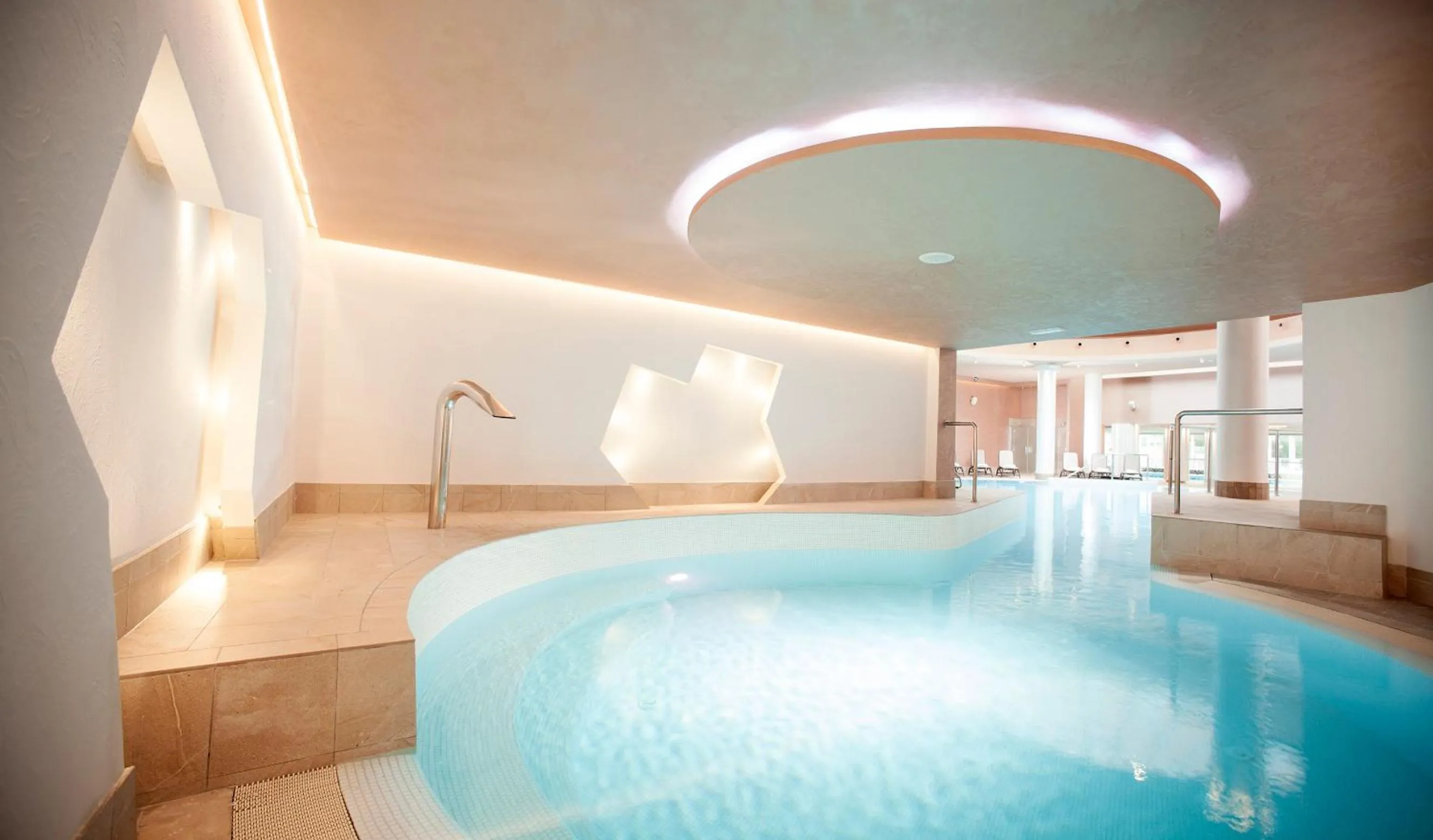 Swimming pool in Hotel Slovenija - Terme & Wellness LifeClass