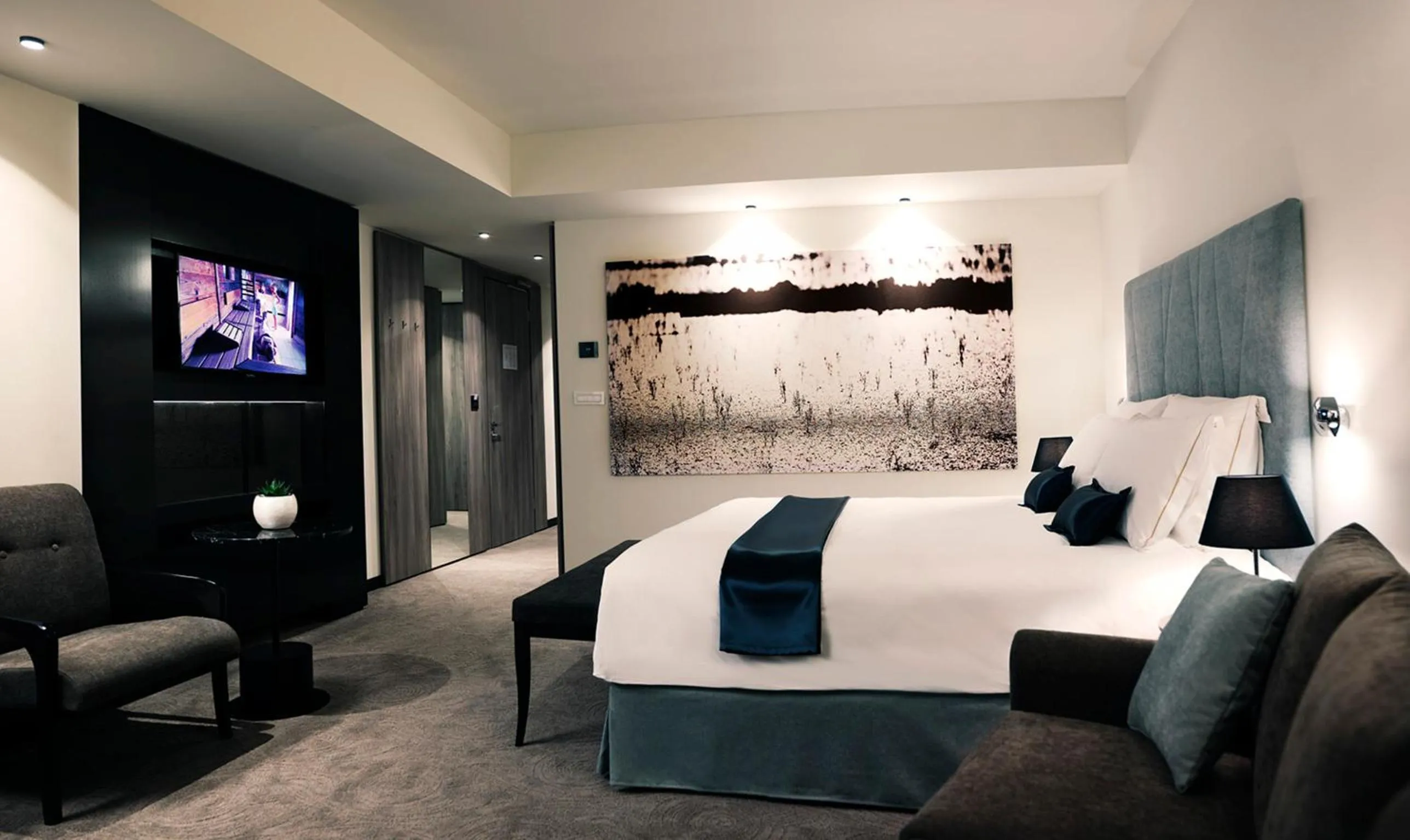 TV and multimedia, Bed in Hotel Slovenija - Terme & Wellness LifeClass