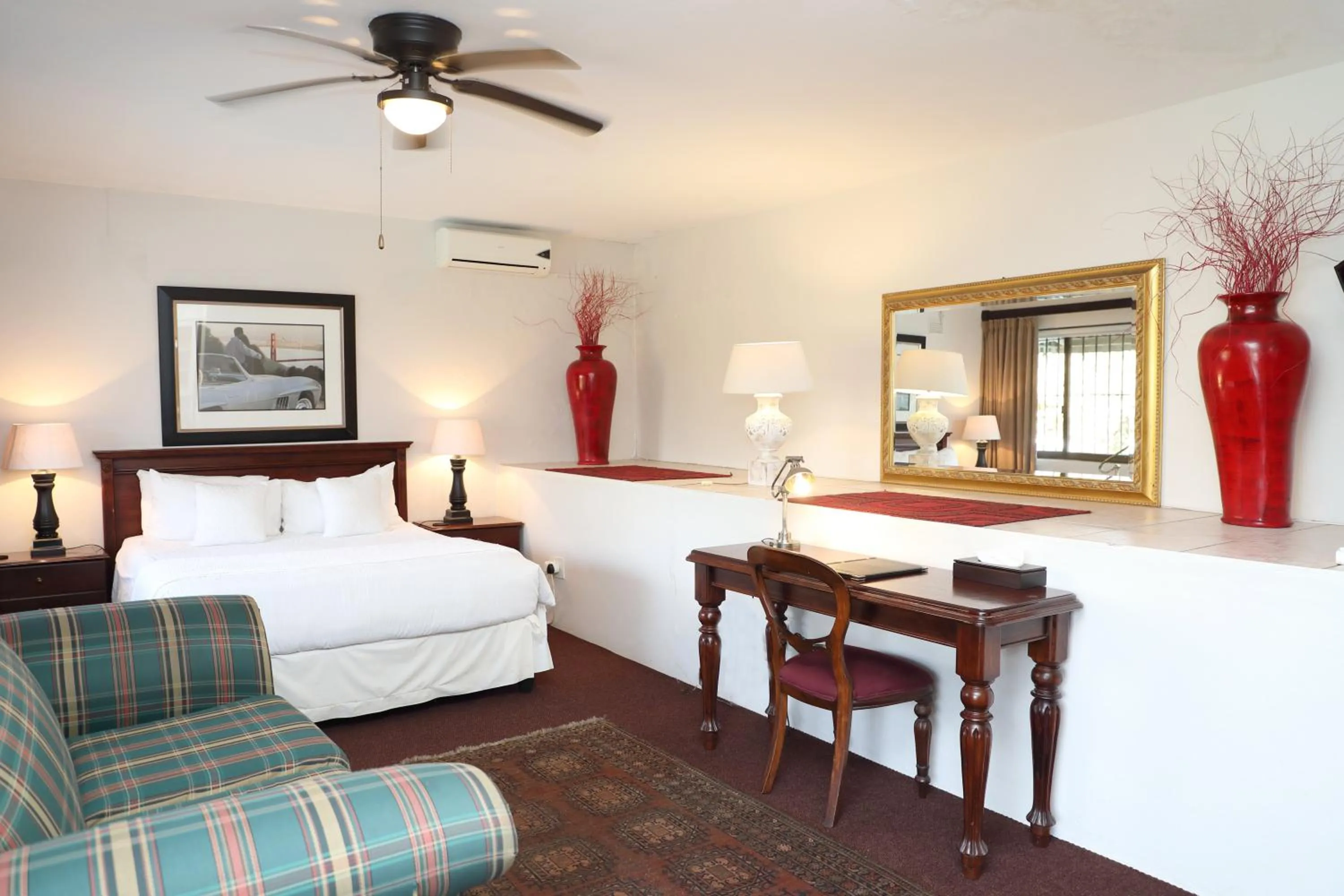 Photo of the whole room, Bed in Kingston Place Guesthouse