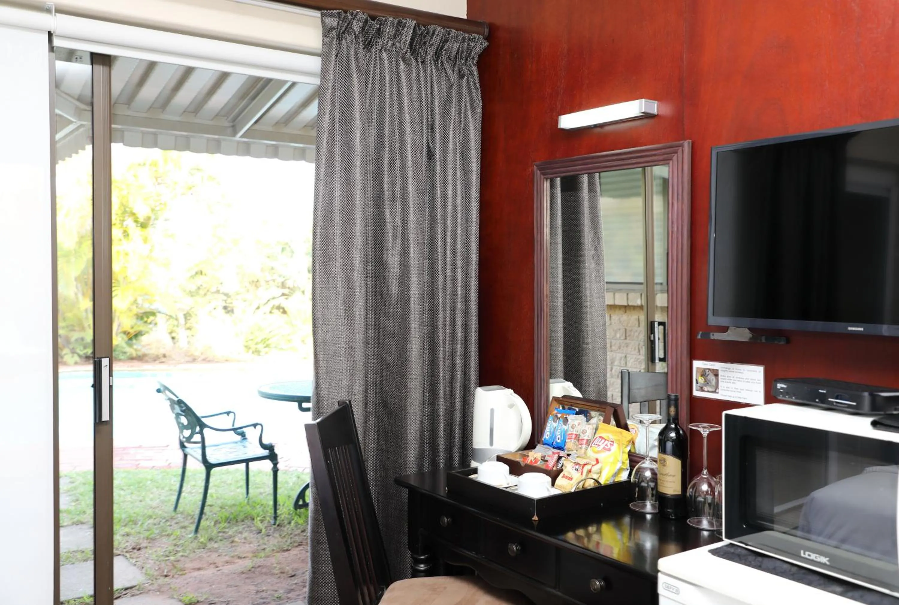 Coffee/tea facilities in Kingston Place Guesthouse