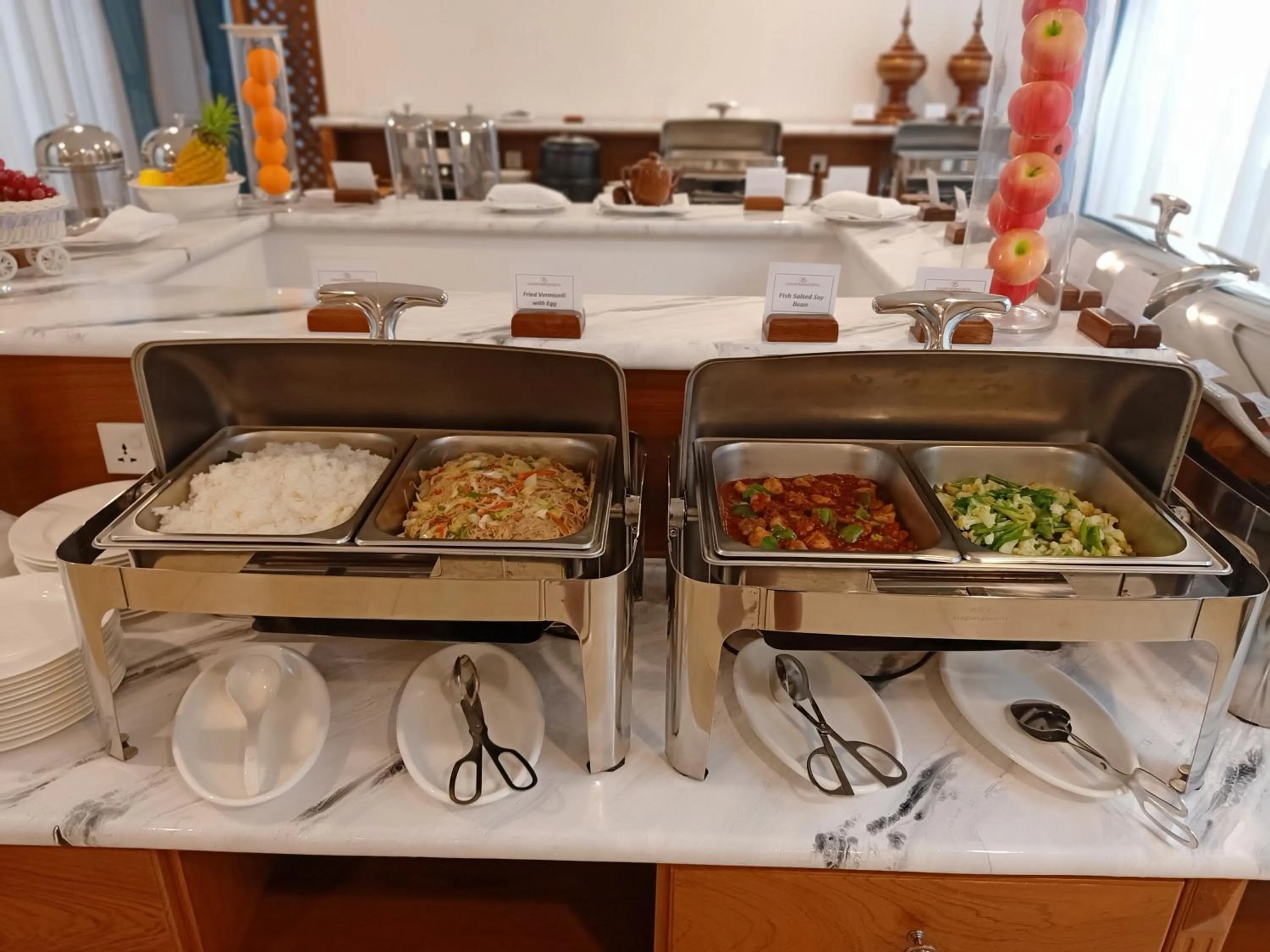 Food in Dragon Phoenix Hotel