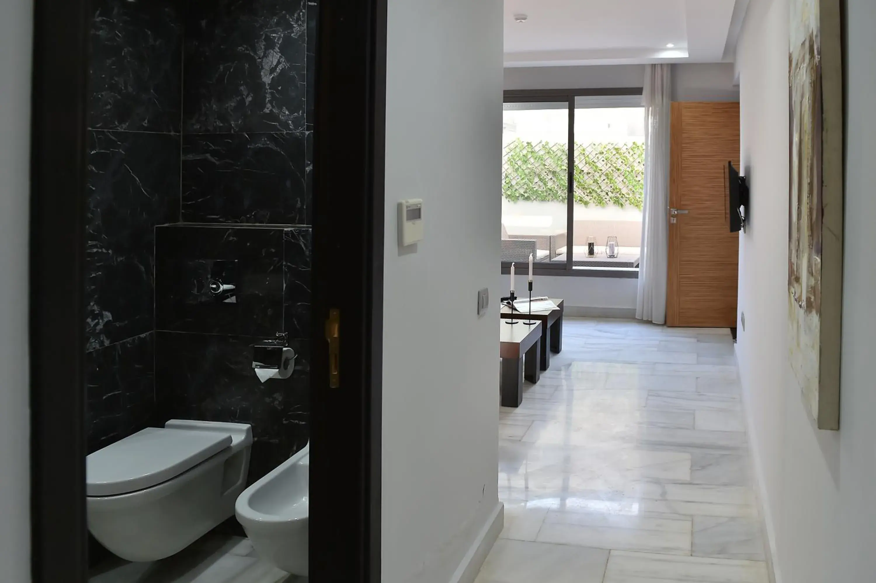 Small Double Room in Le Yacht Suites Hotel Small Double Room in Le Yacht Suites Hotel