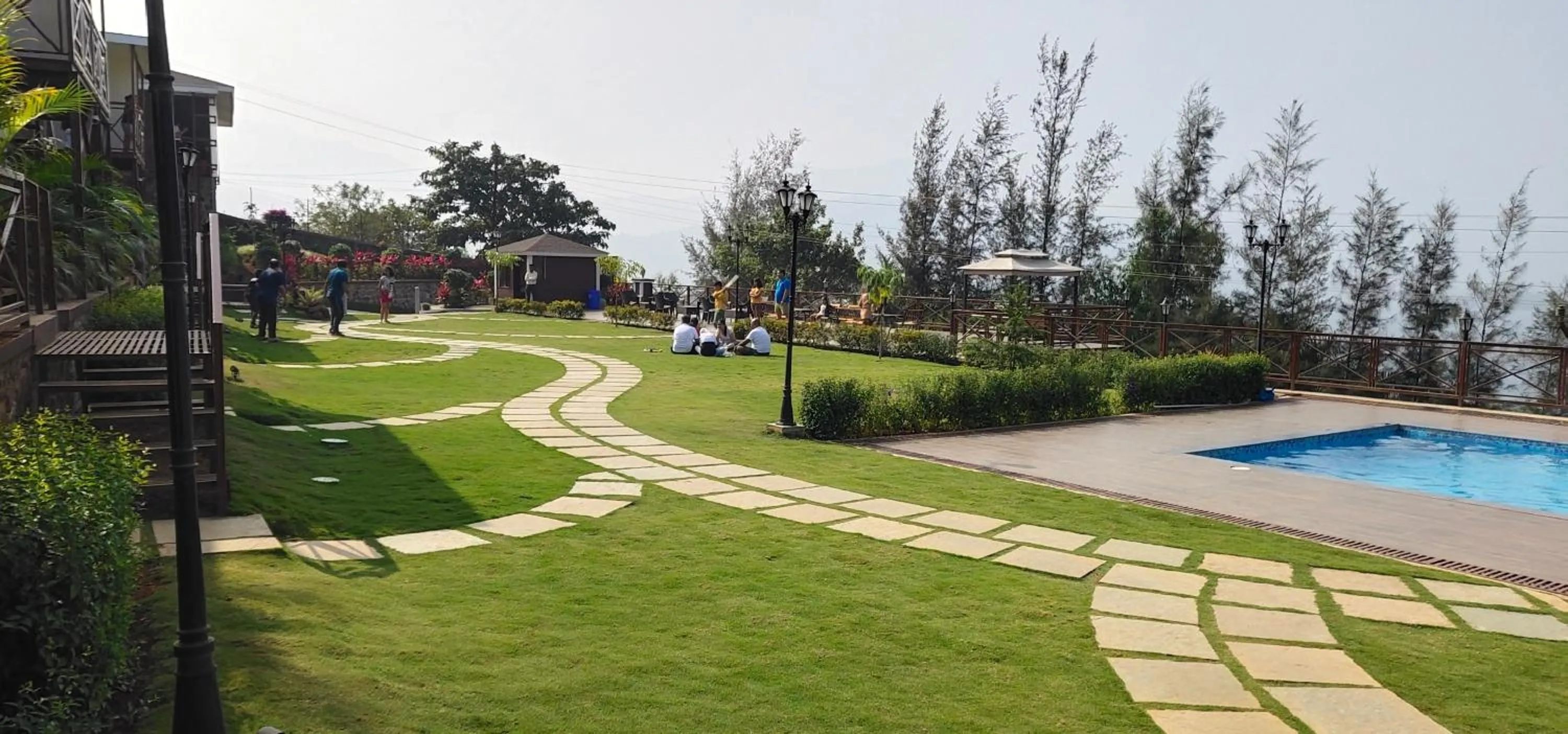 Garden in Green Velvet Resort-Near Pawna Lake