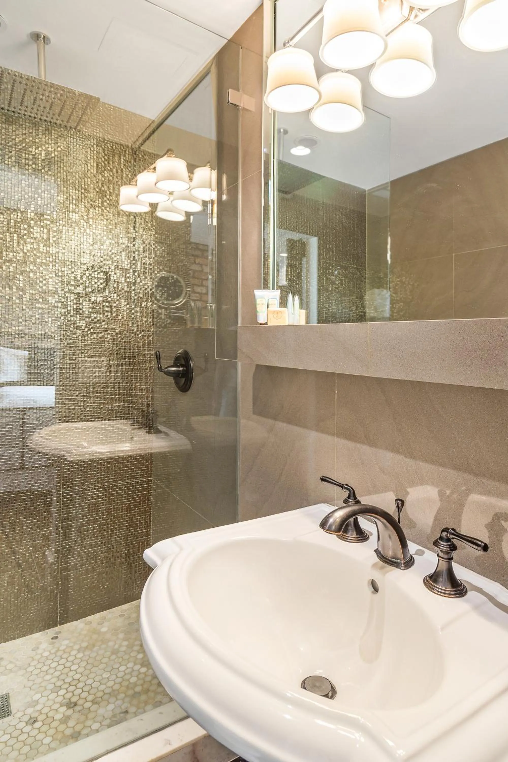 Bathroom in Cavalier South Beach Hotel