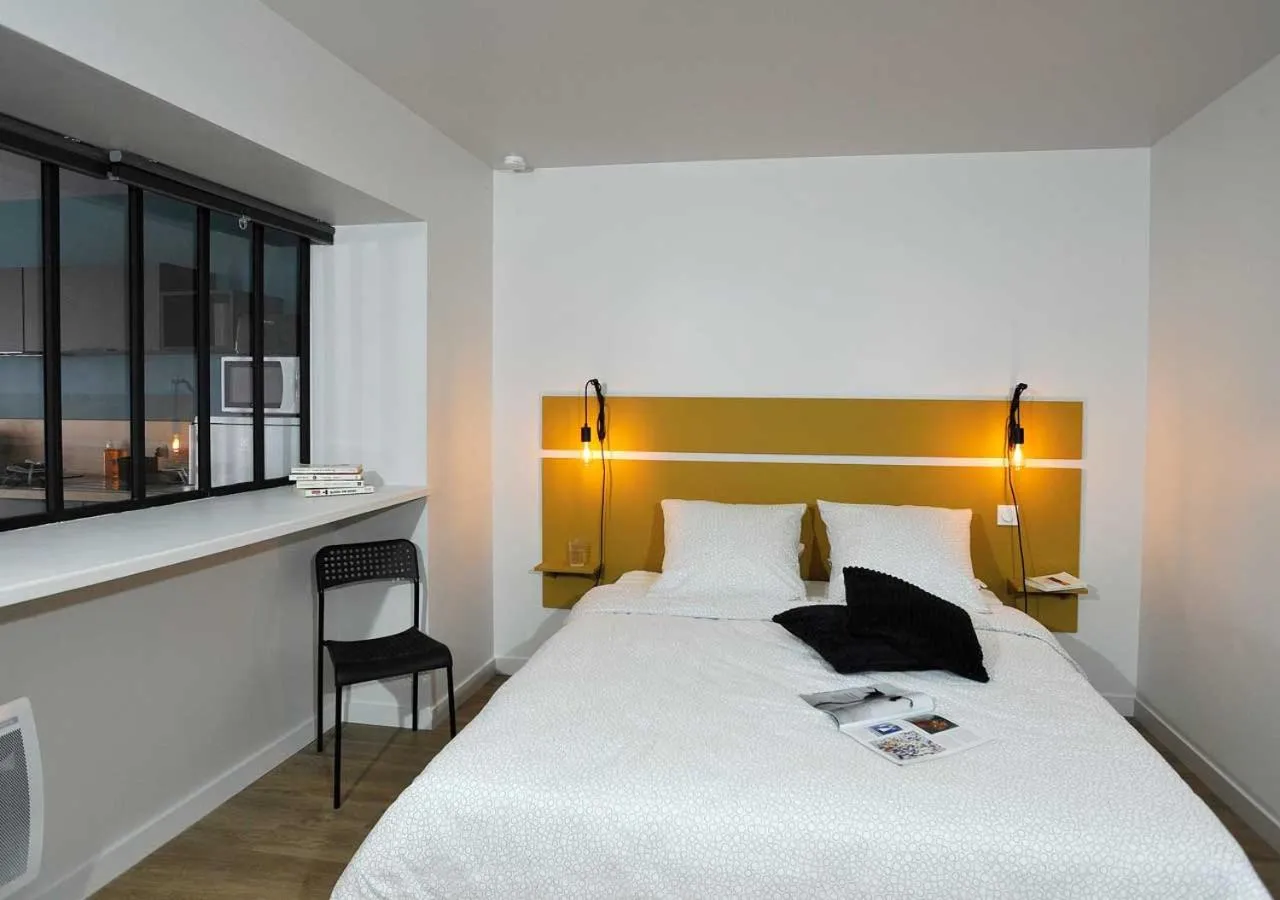 Photo of the whole room, Bed in CLOS DES THERMES A JONZAC