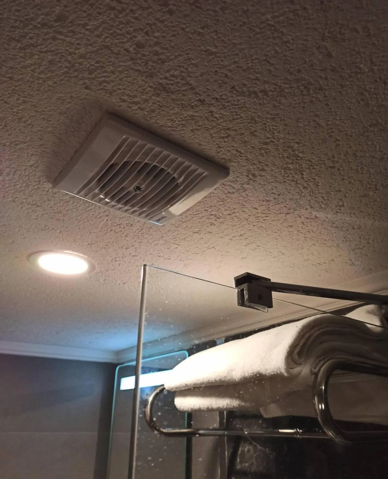 Shower in Cadde Suite Bakırköy