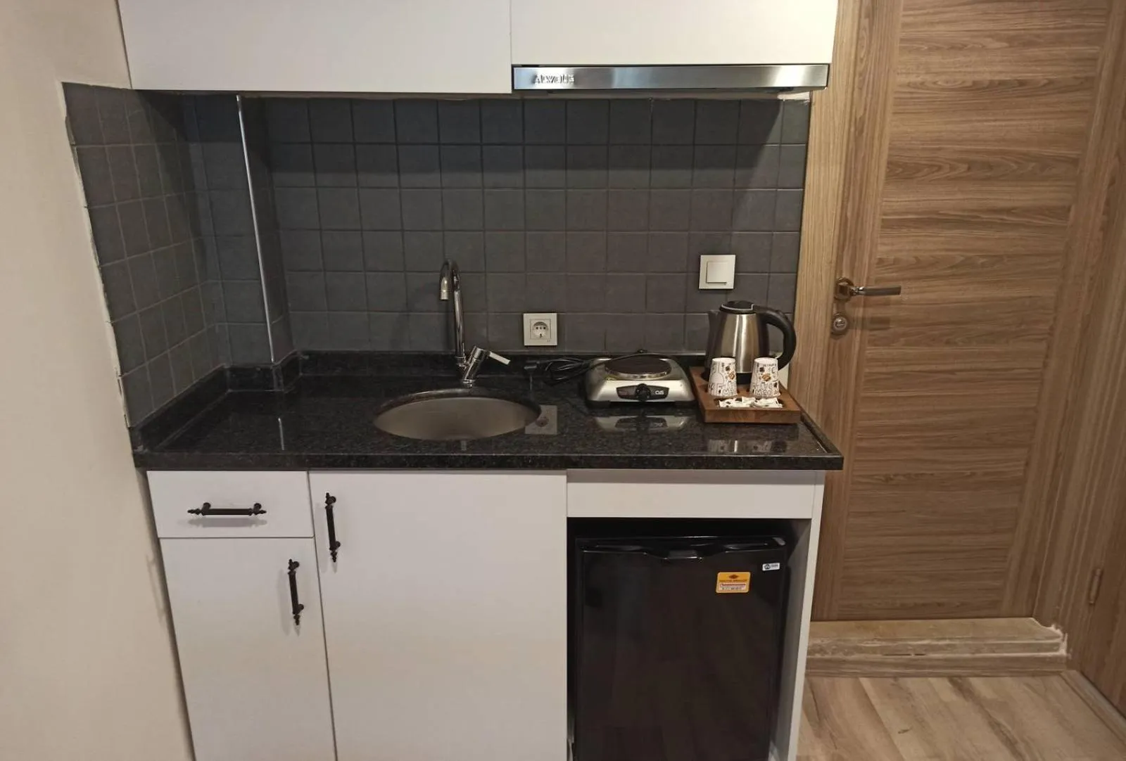 Coffee/tea facilities in Cadde Suite Bakırköy