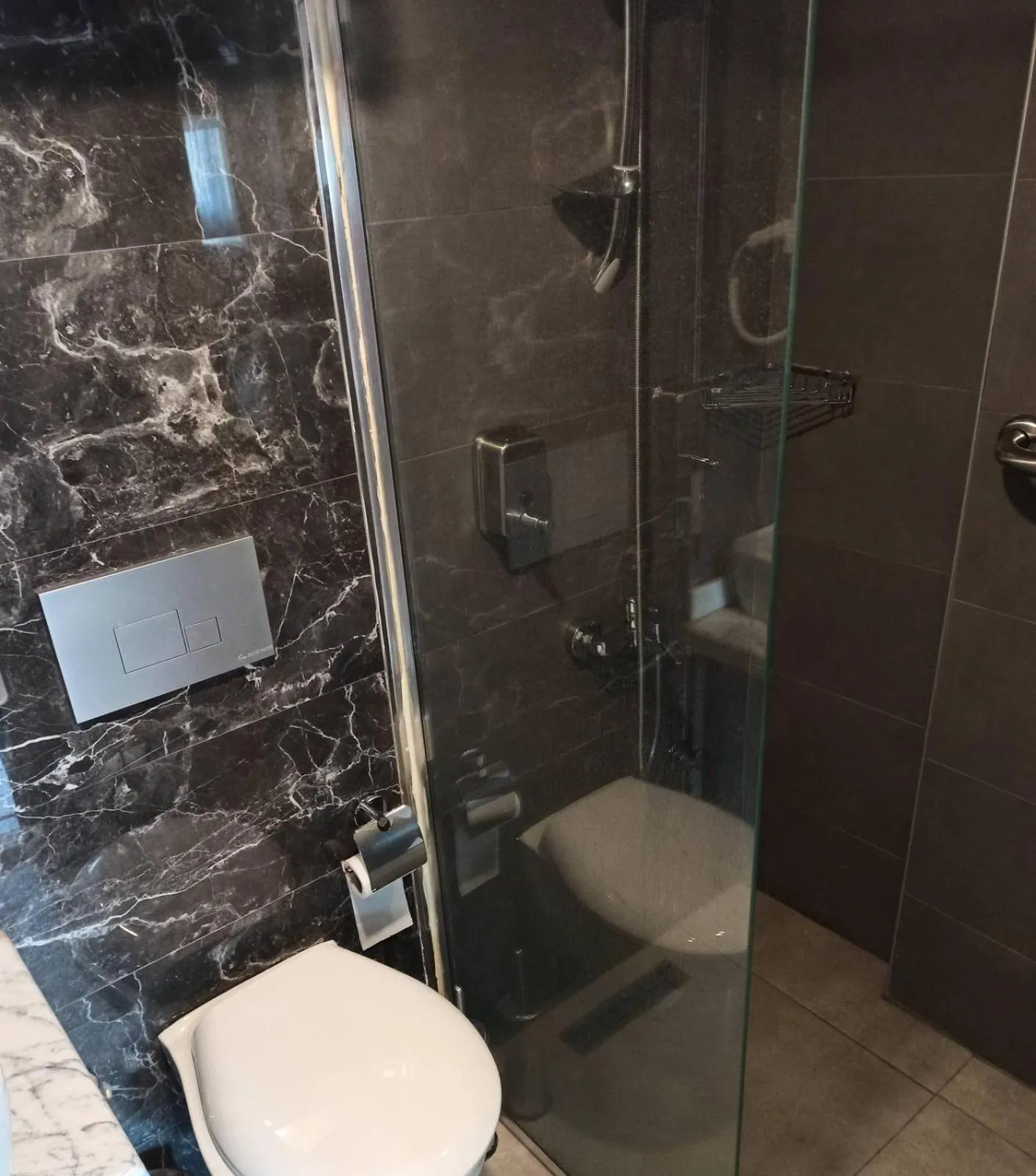 Shower in Cadde Suite Bakırköy