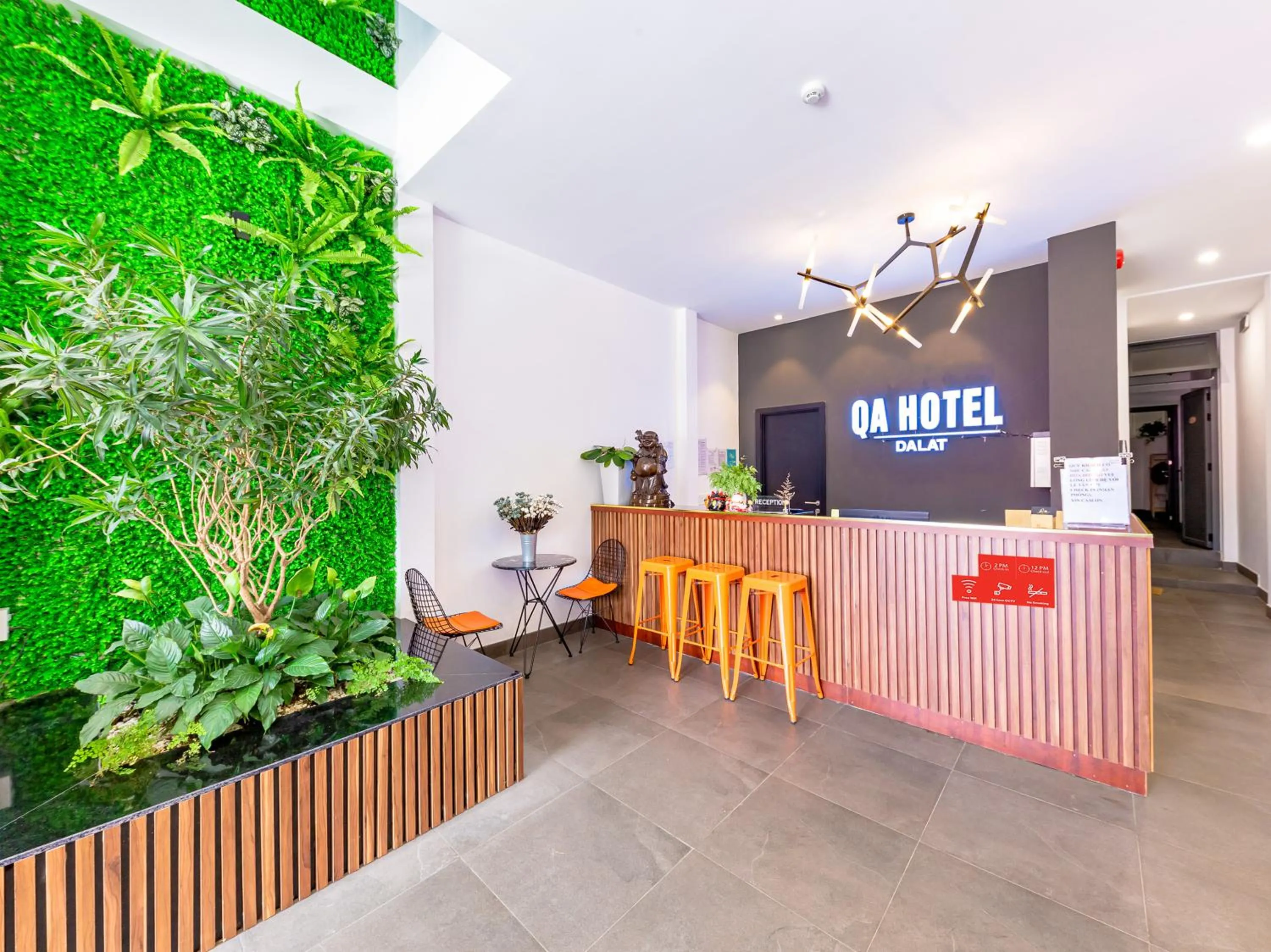 Lobby or reception in QA Hotel Dalat - City Centre