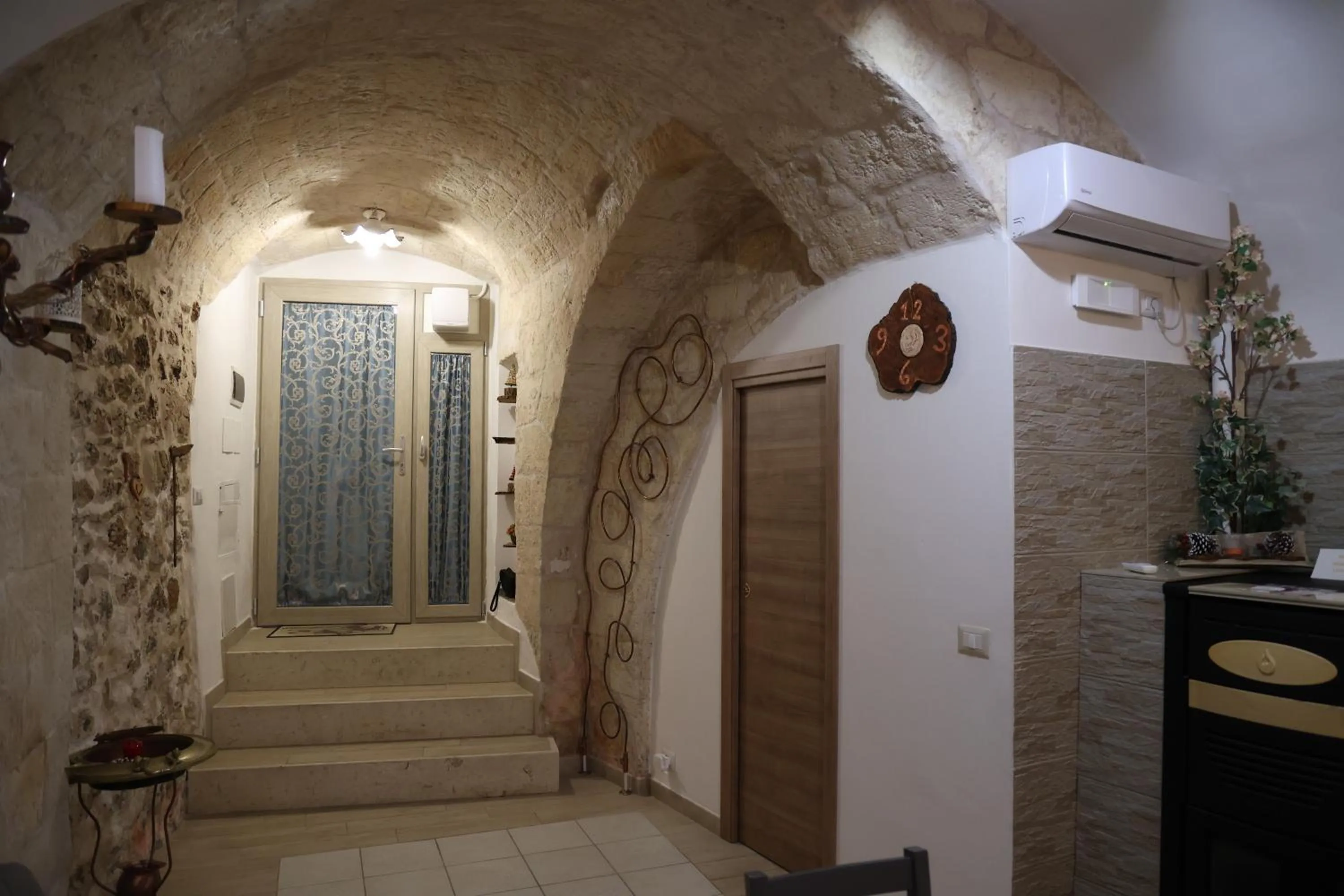 Area and facilities in C'era Una Volta...