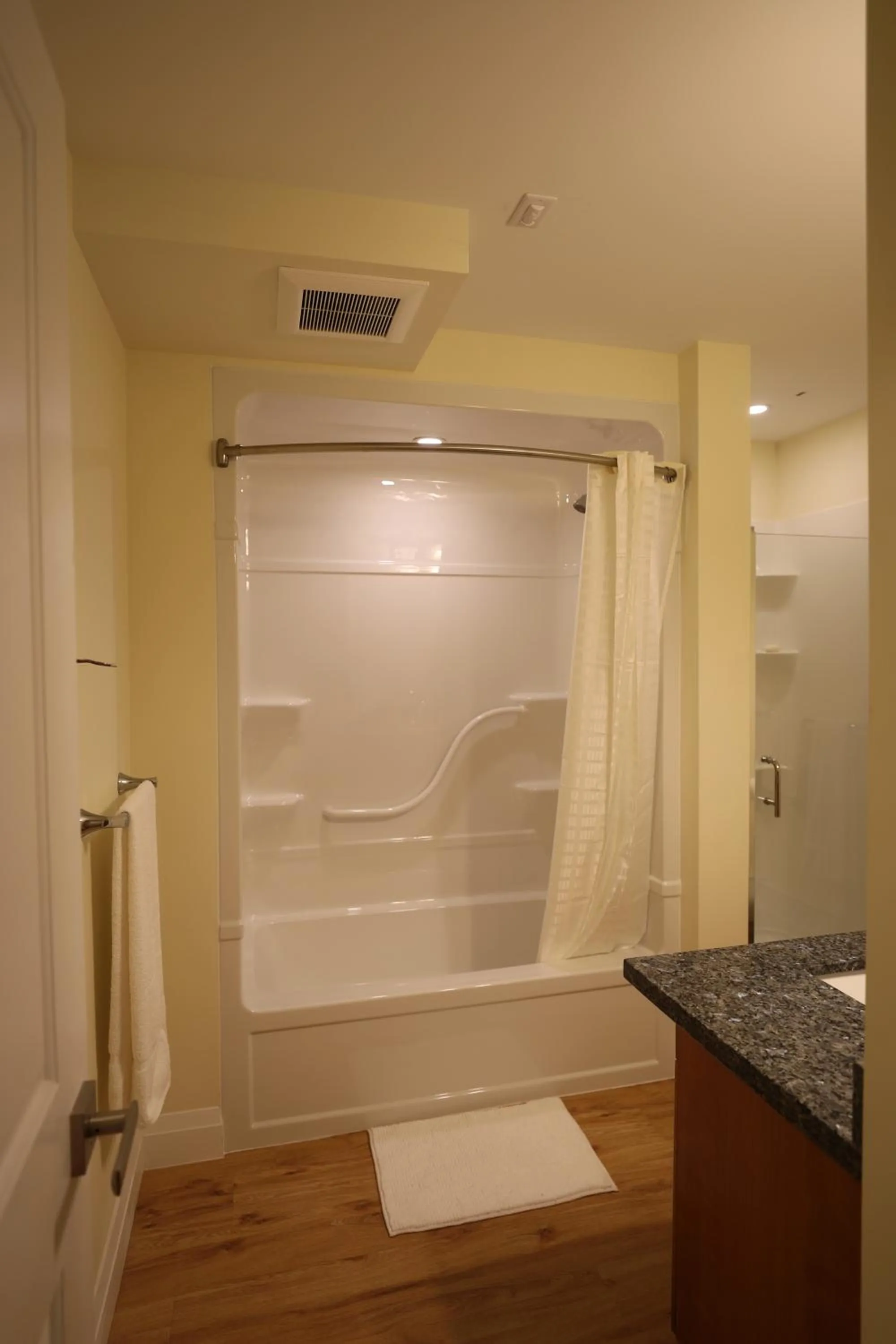 Muskoka Lakes Hotel and Resorts