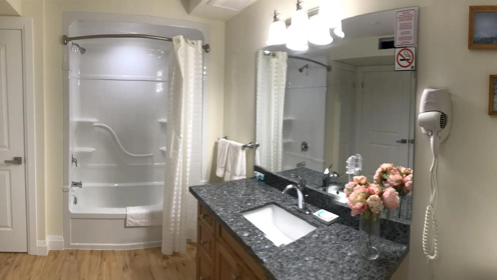 Muskoka Lakes Hotel and Resorts