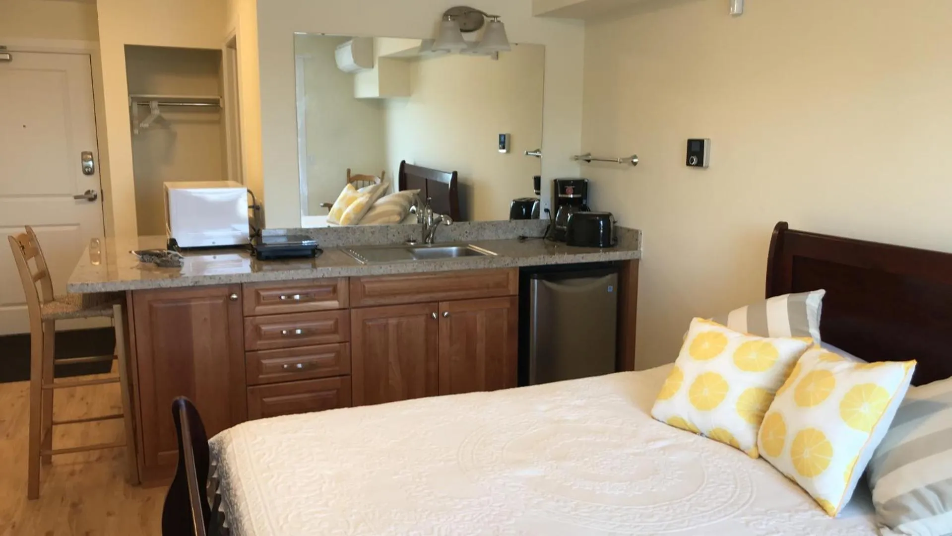 Bed in Muskoka Lakes Hotel and Resorts