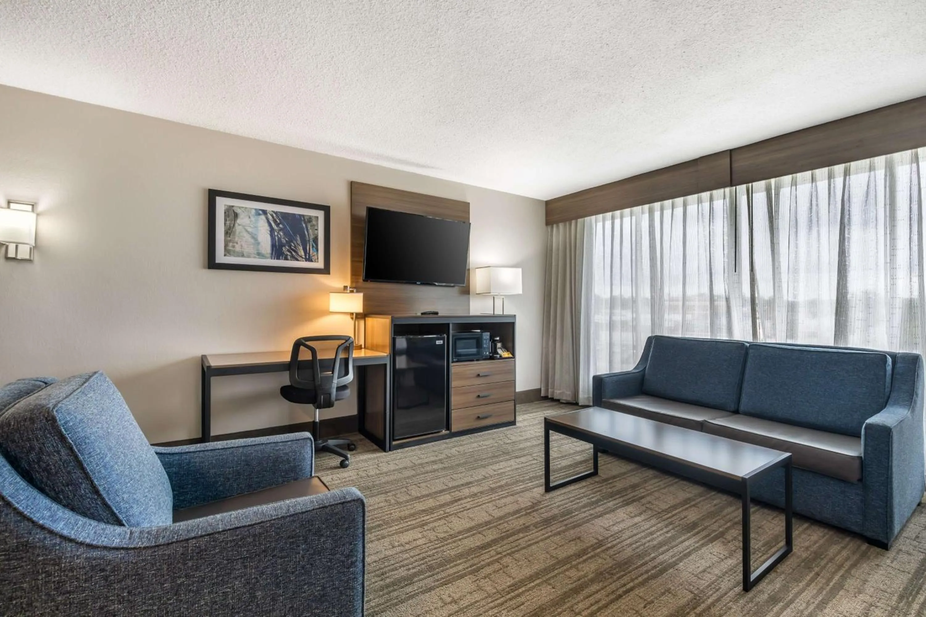 Bedroom in Best Western Plus Laurel