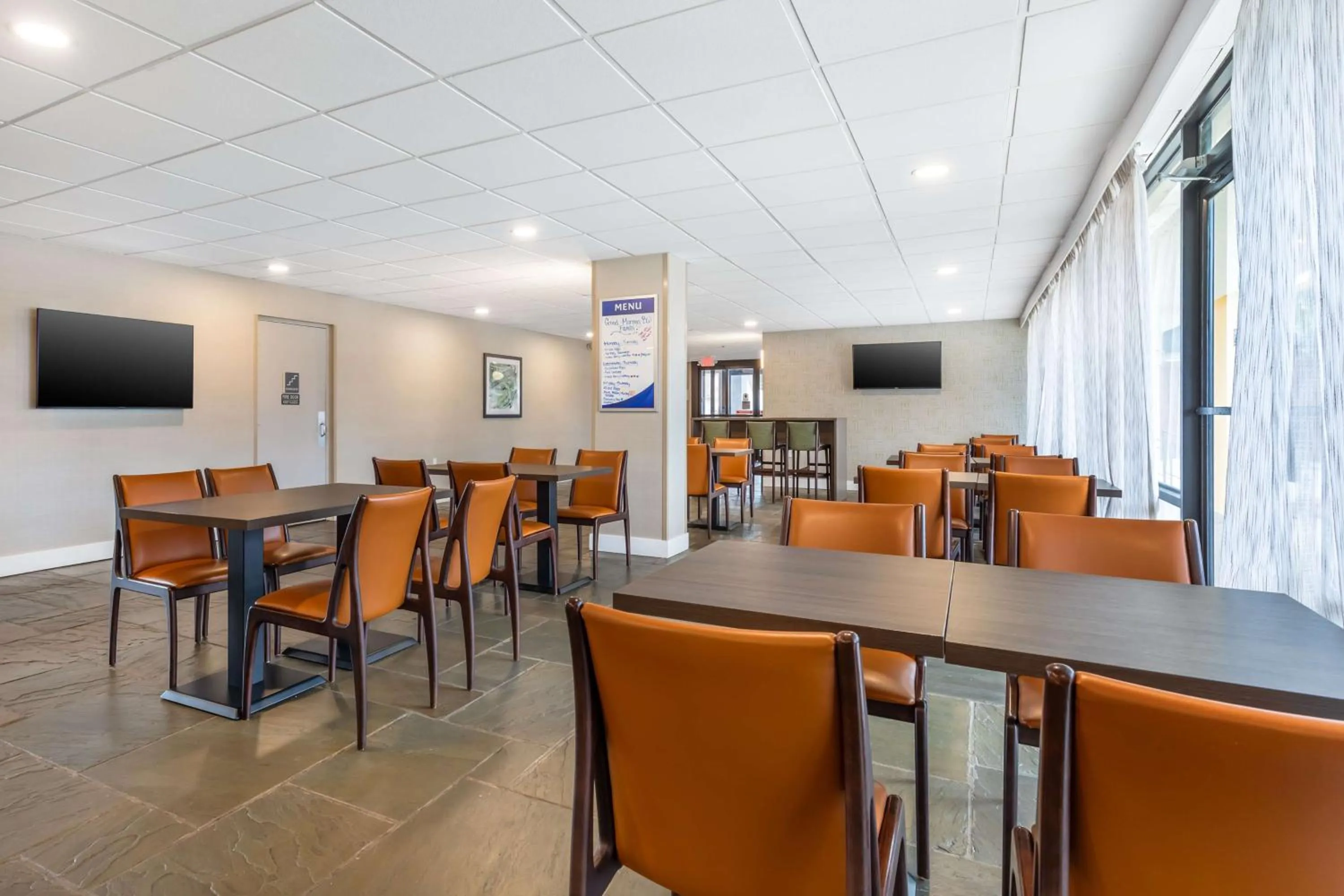 Breakfast in Best Western Plus Laurel