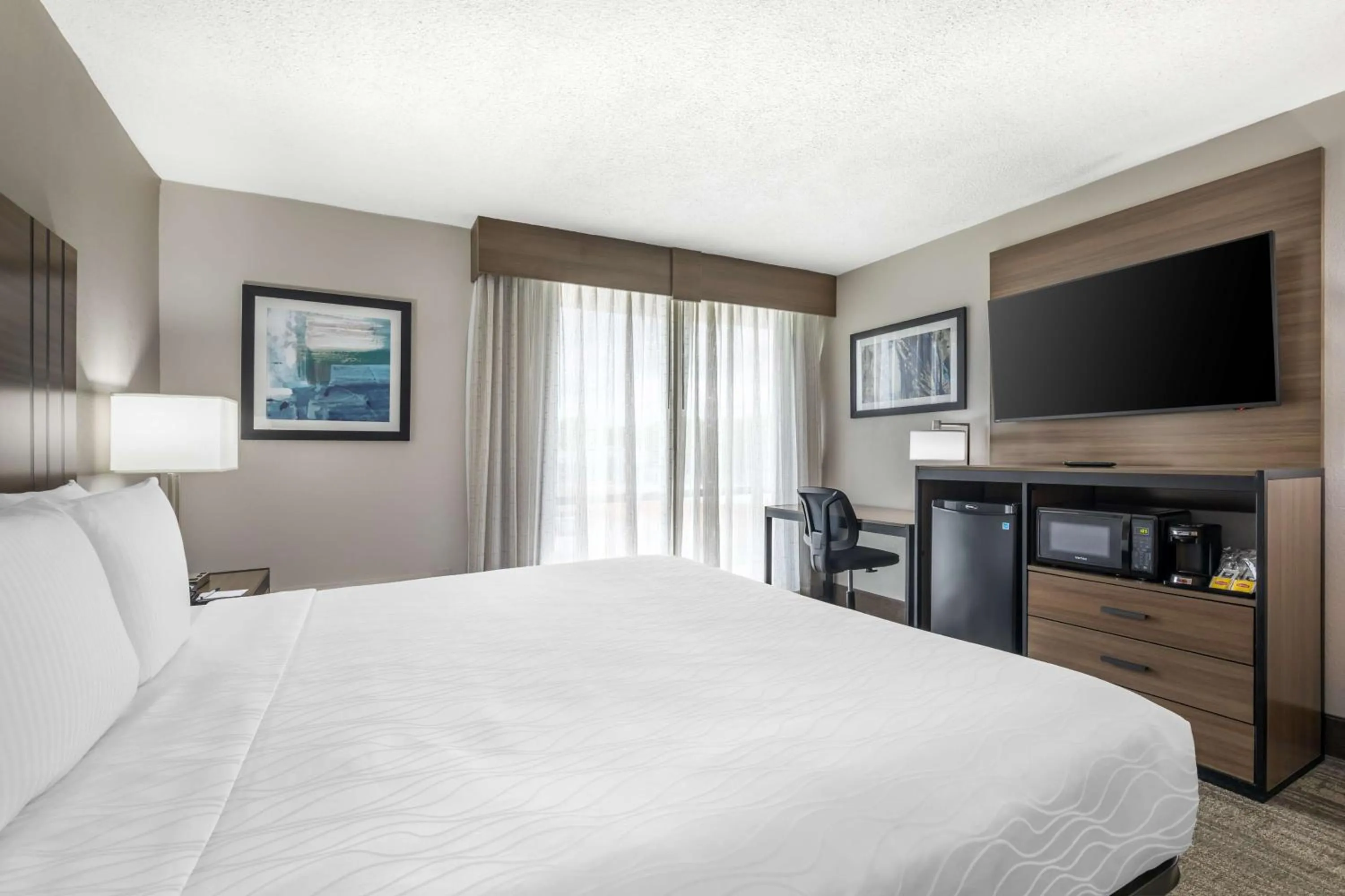 Bedroom, Bed in Best Western Plus Laurel