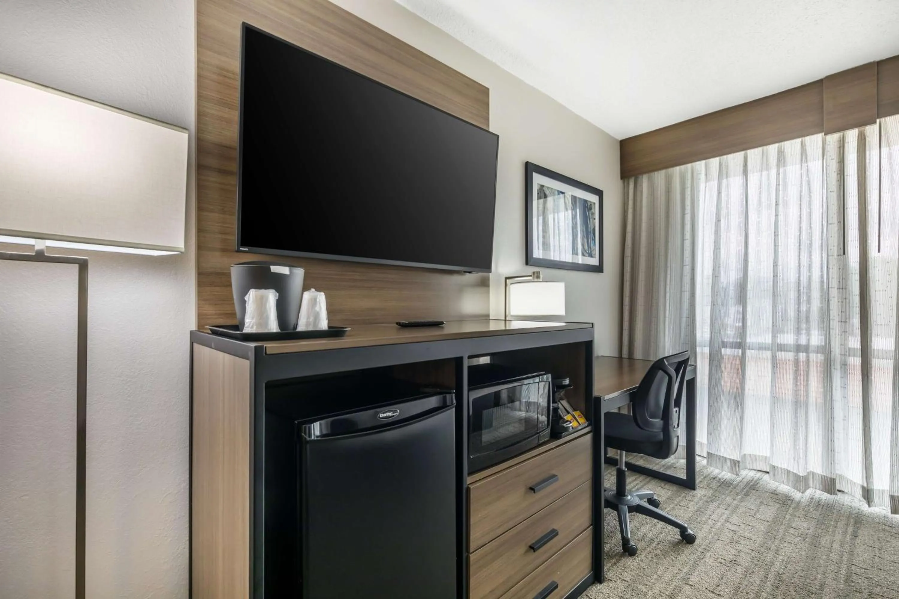 Bedroom in Best Western Plus Laurel