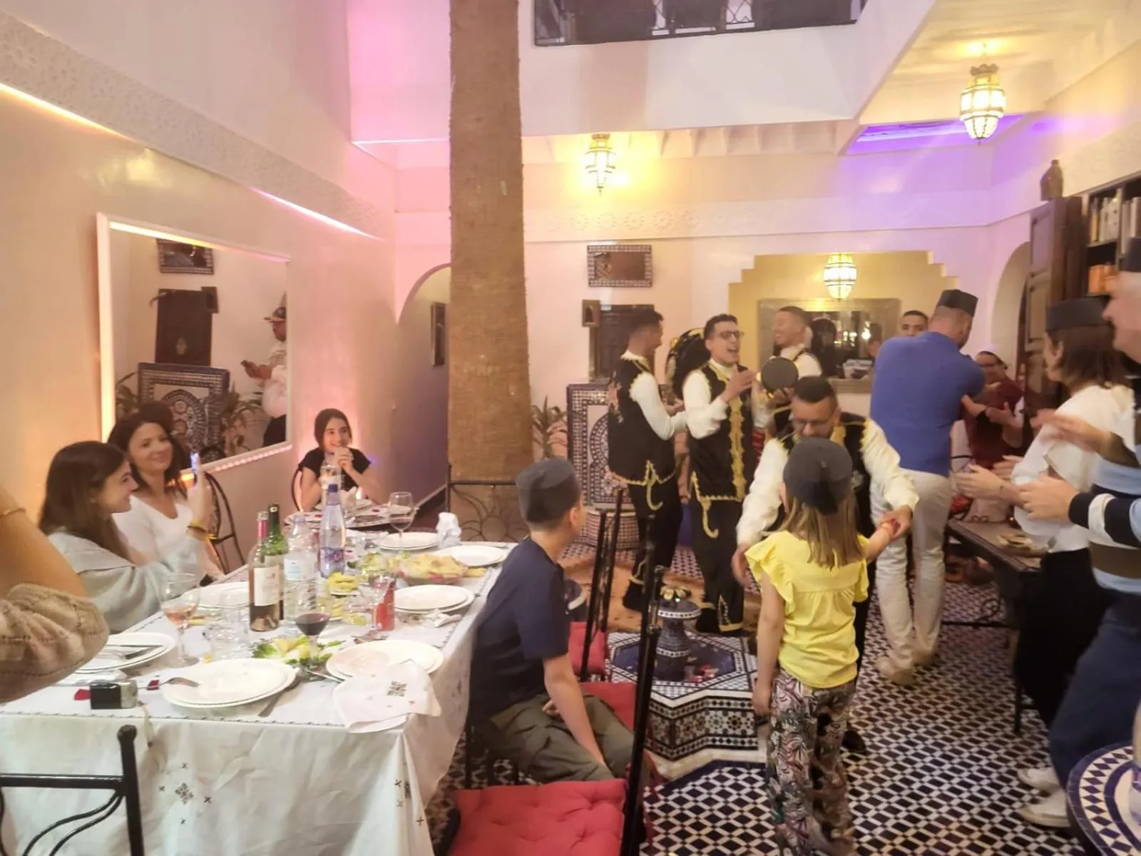 Restaurant/places to eat in Riad Lalla Merieme