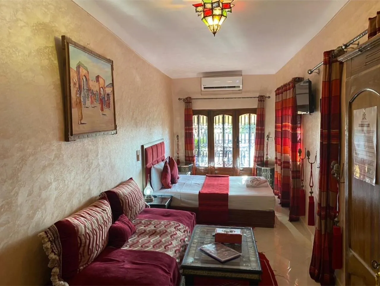Photo of the whole room, Bed in Riad Lalla Merieme