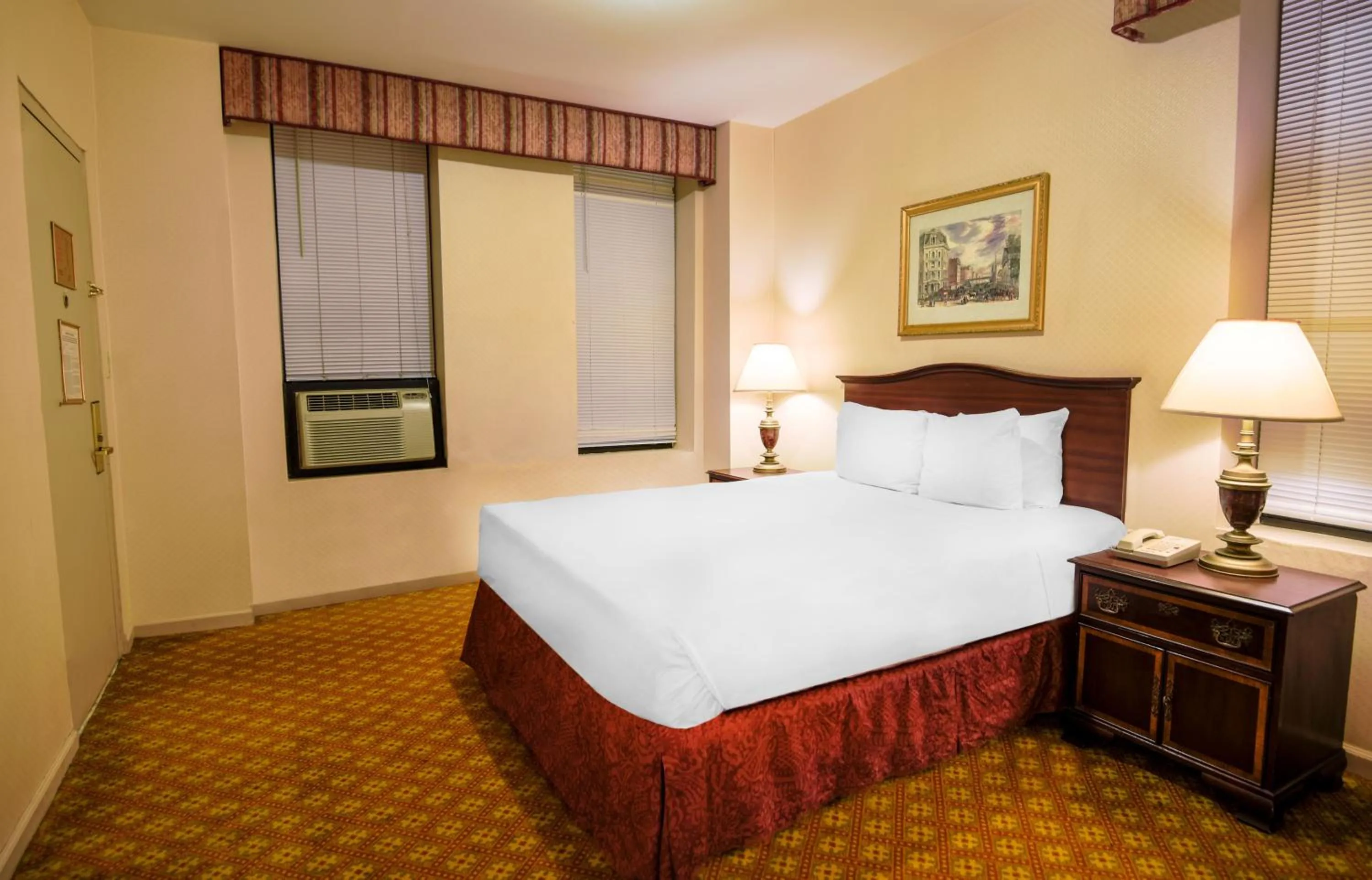 Bed in Night Hotel Broadway