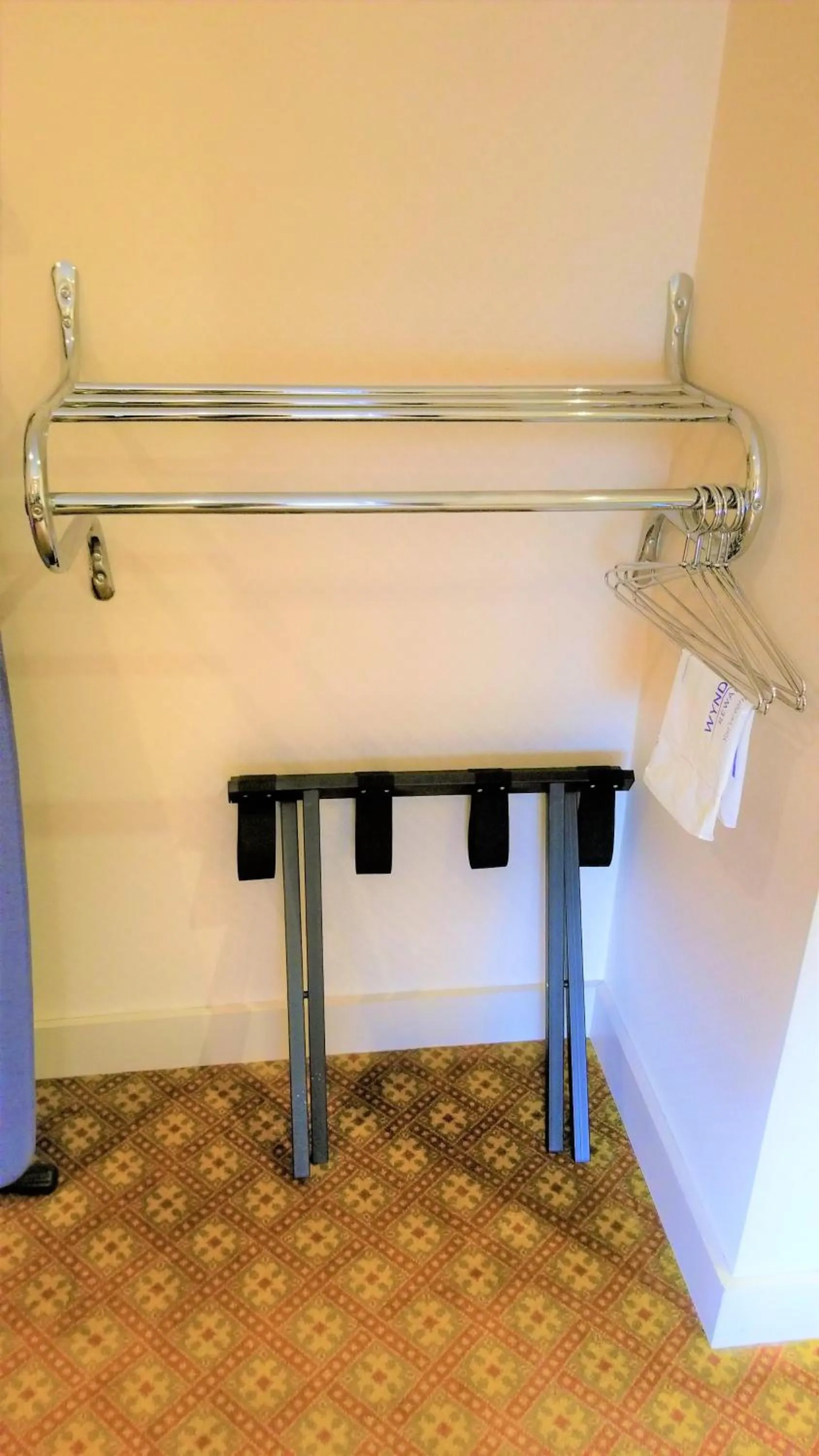 Text overlay in Night Hotel Broadway