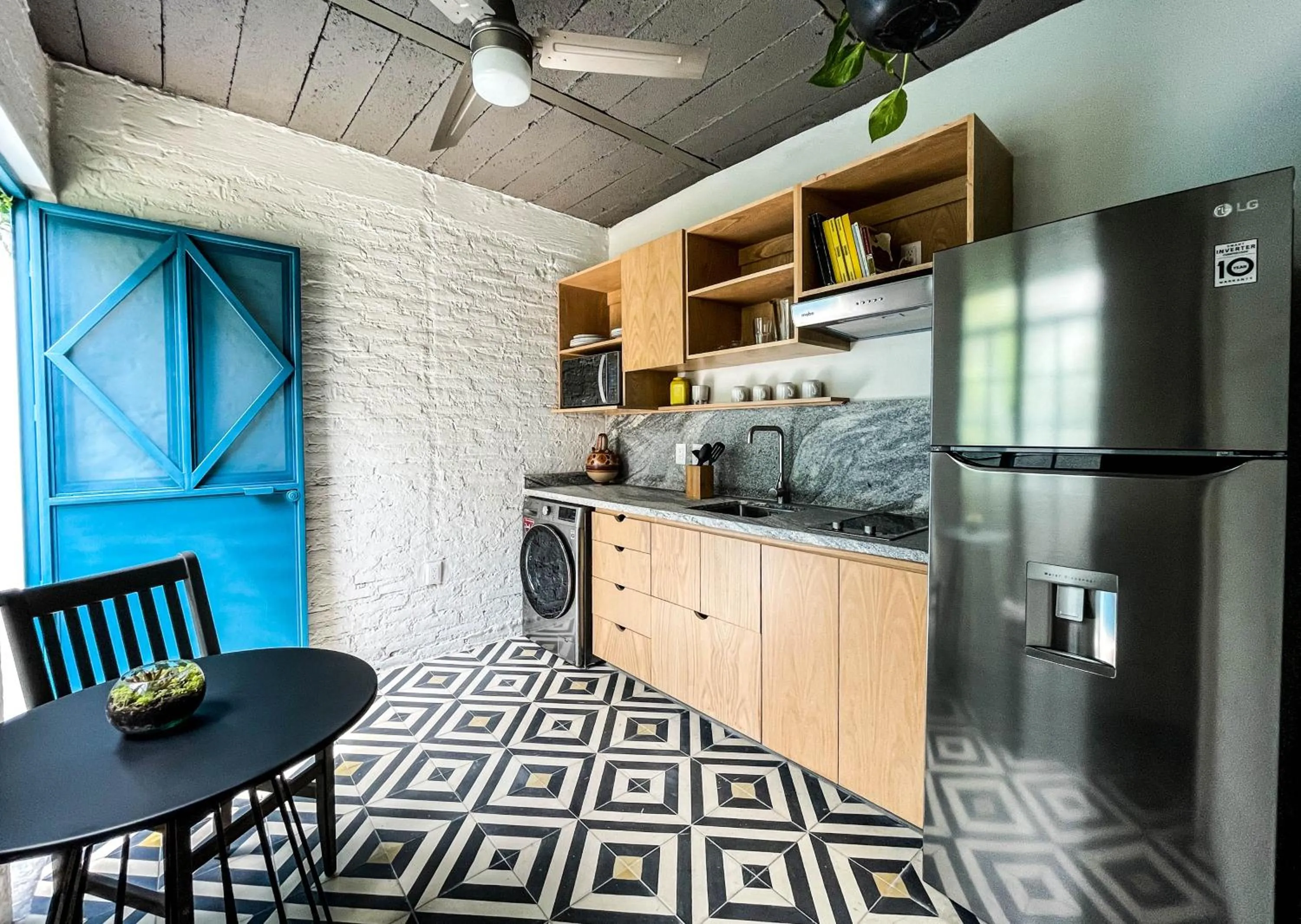 Kitchen or kitchenette in Casa Blanco by Barrio Mexico