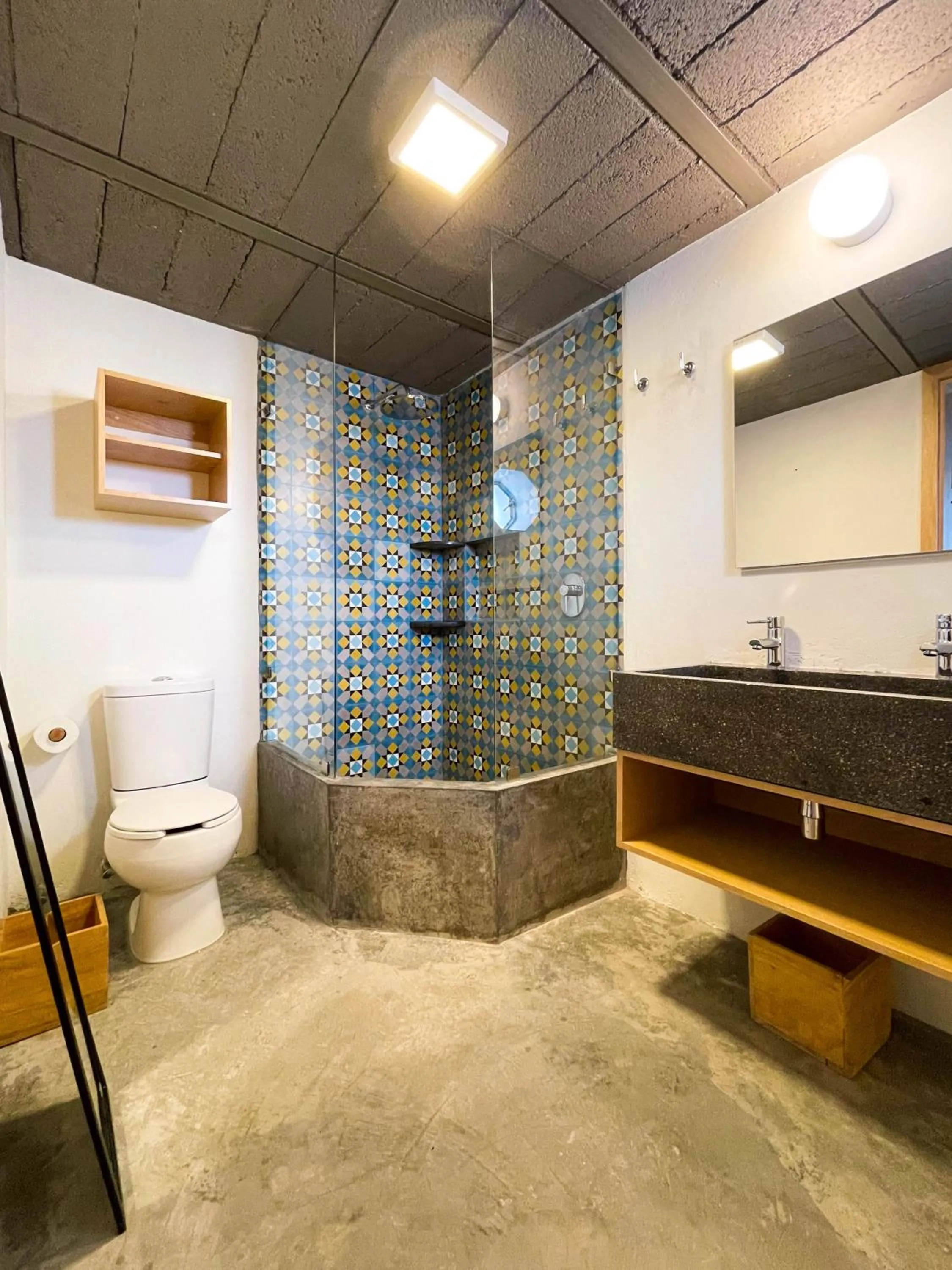 Bathroom in Casa Blanco by Barrio Mexico