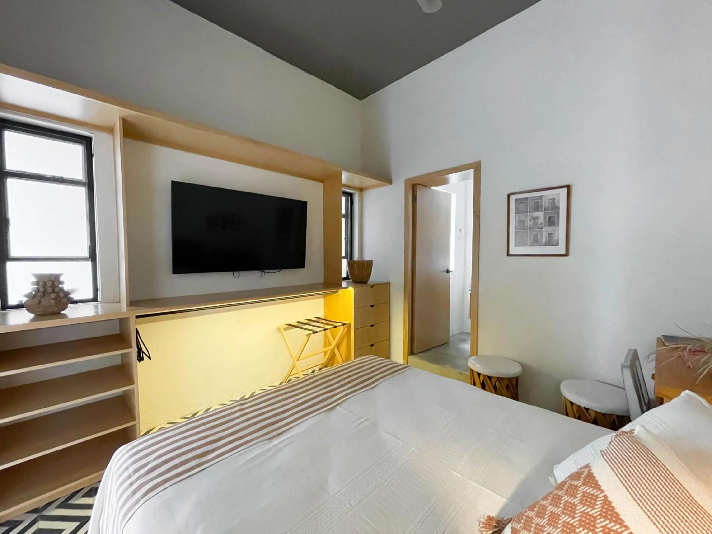 Bedroom, Bed in Casa Blanco by Barrio Mexico