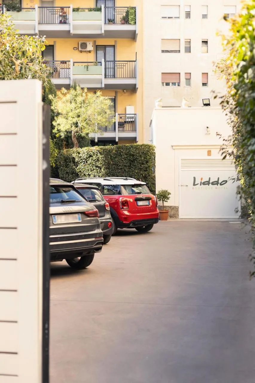 Parking in Liddo Boutique hotel